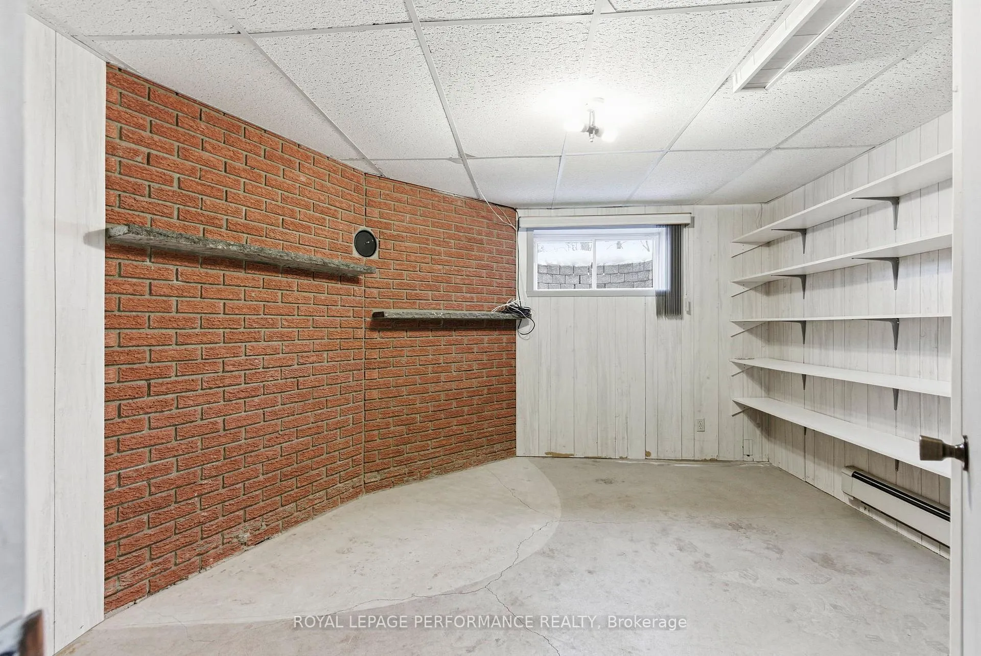 Photo 26 of 166 McCormick Road, North Glengarry, Alexandria — HOMEH