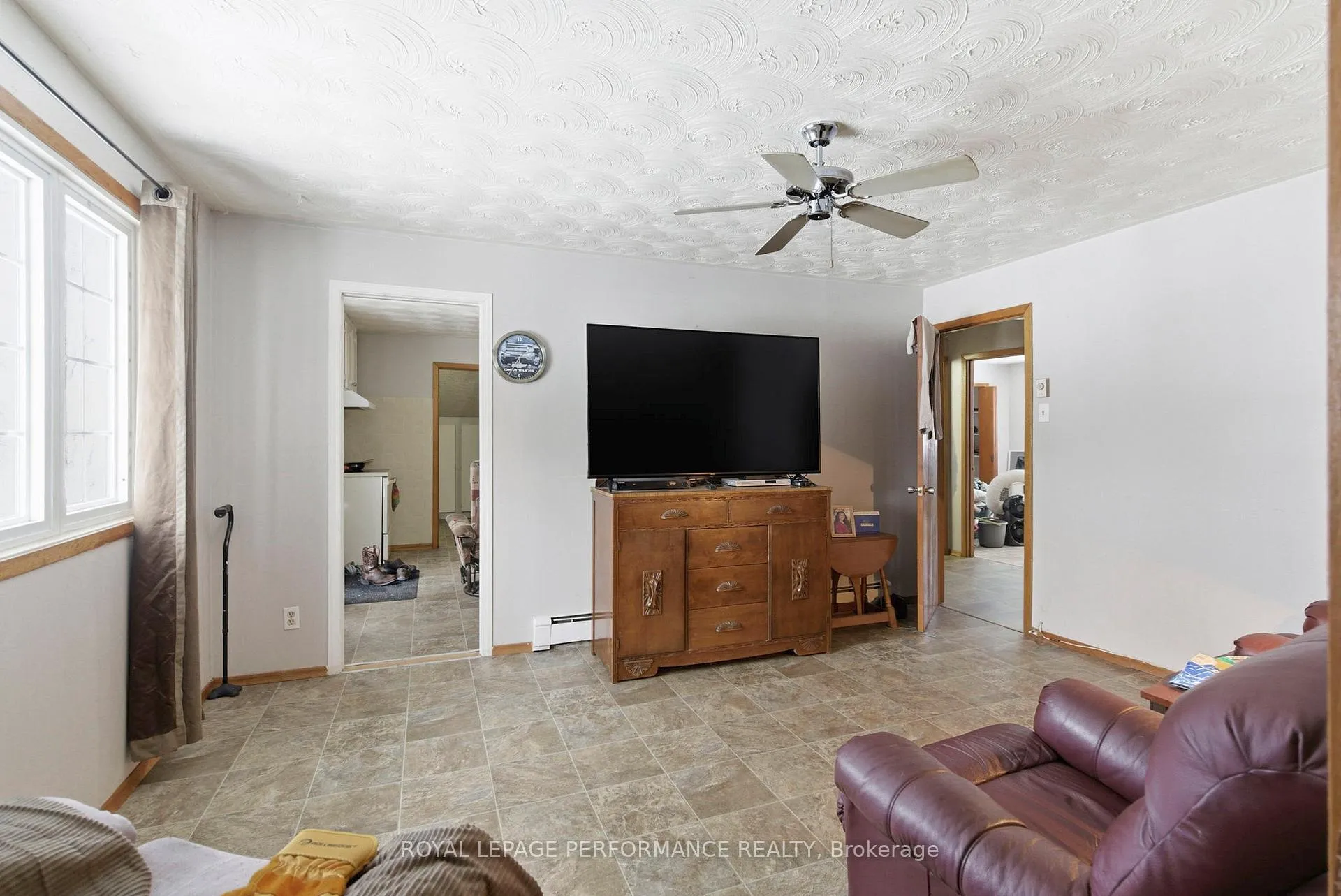 Photo 40 of 166 McCormick Road, North Glengarry, Alexandria — HOMEH