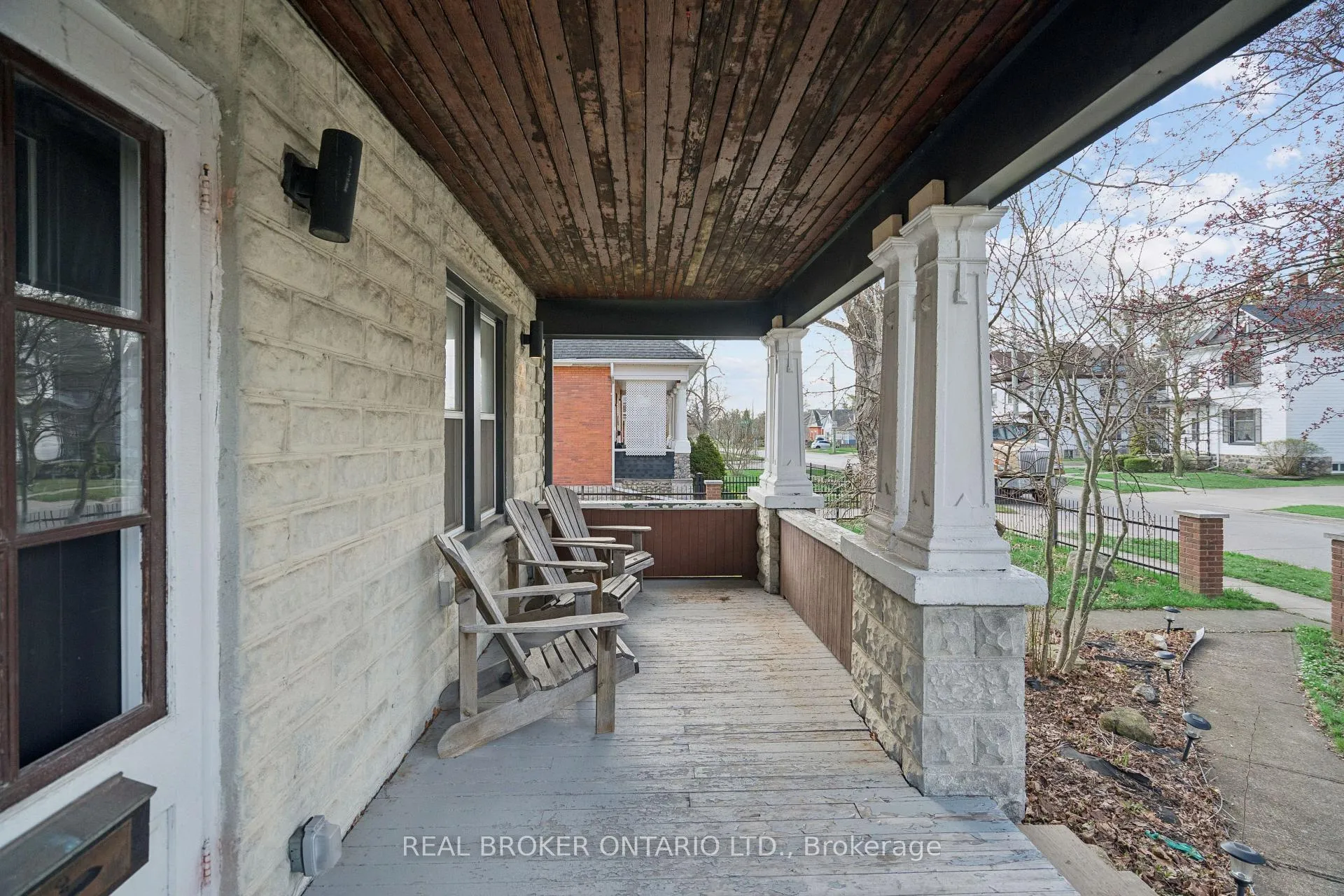 Photo 3 of 855 Hamilton Street, Cambridge, Preston Centre — HOMEH
