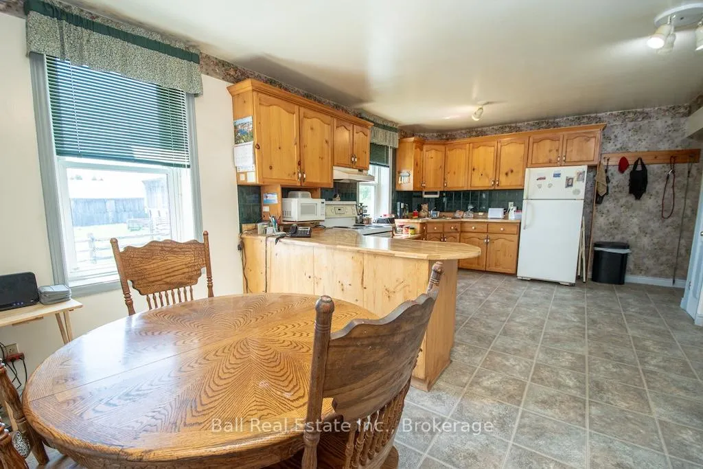 Photo 5 of 1168 County Rd 4, Douro-Dummer — HOMEH