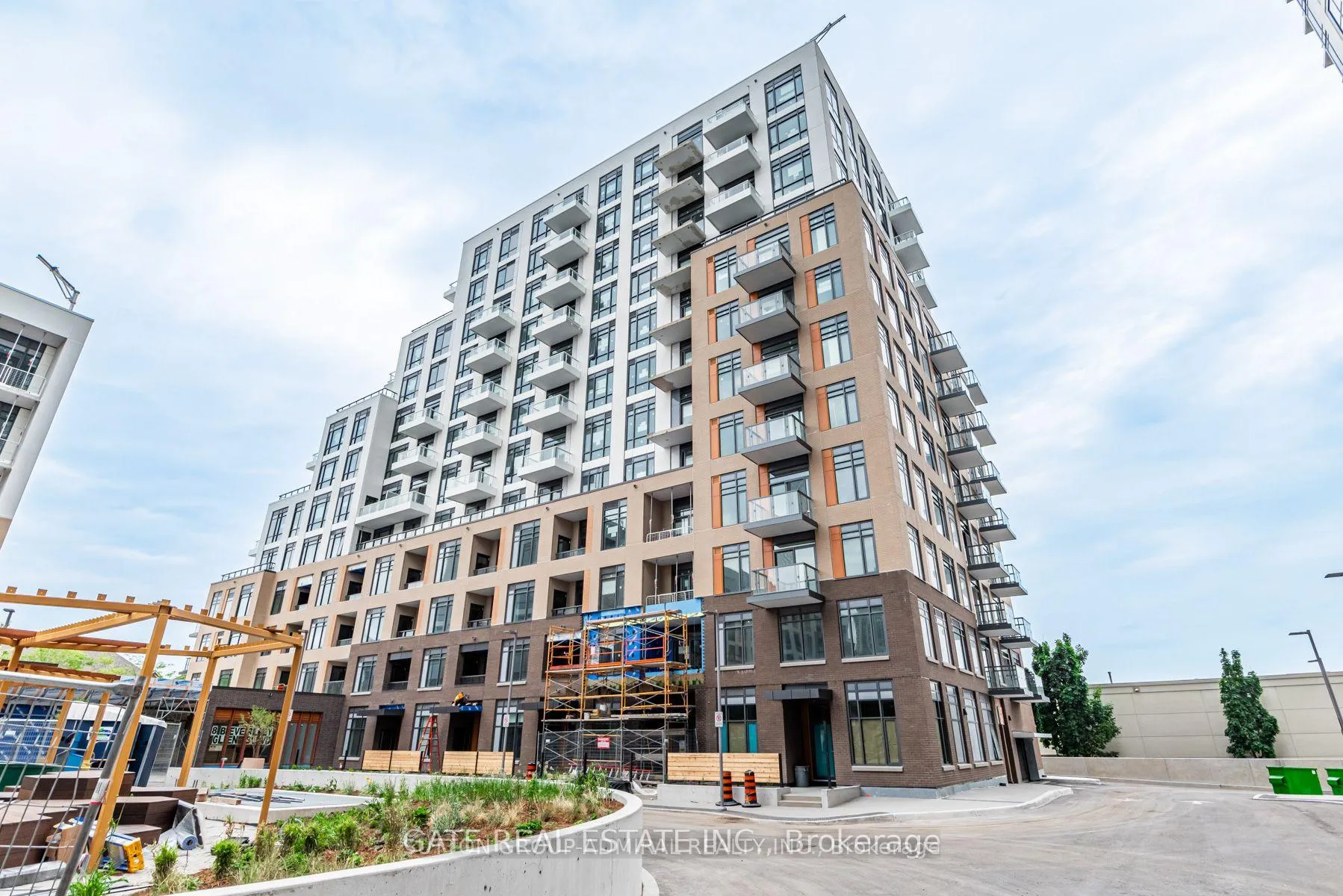 Photo 1 of Unit C-317, 8 Beverley Glen Boulevard, Vaughan, Beverley Glen — HOMEH