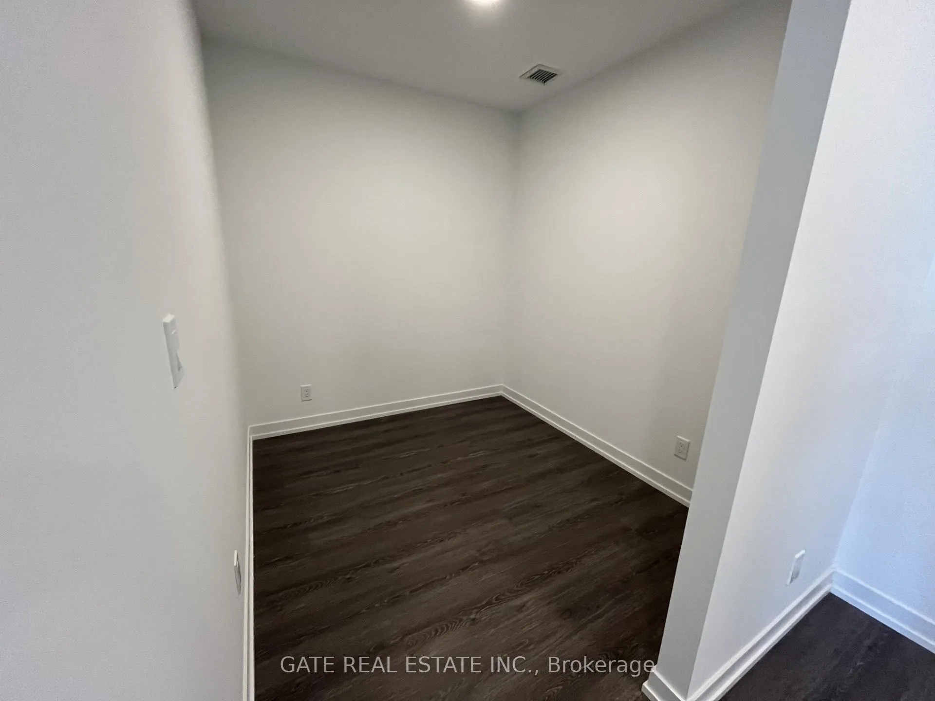 Photo 18 of Unit C-317, 8 Beverley Glen Boulevard, Vaughan, Beverley Glen — HOMEH