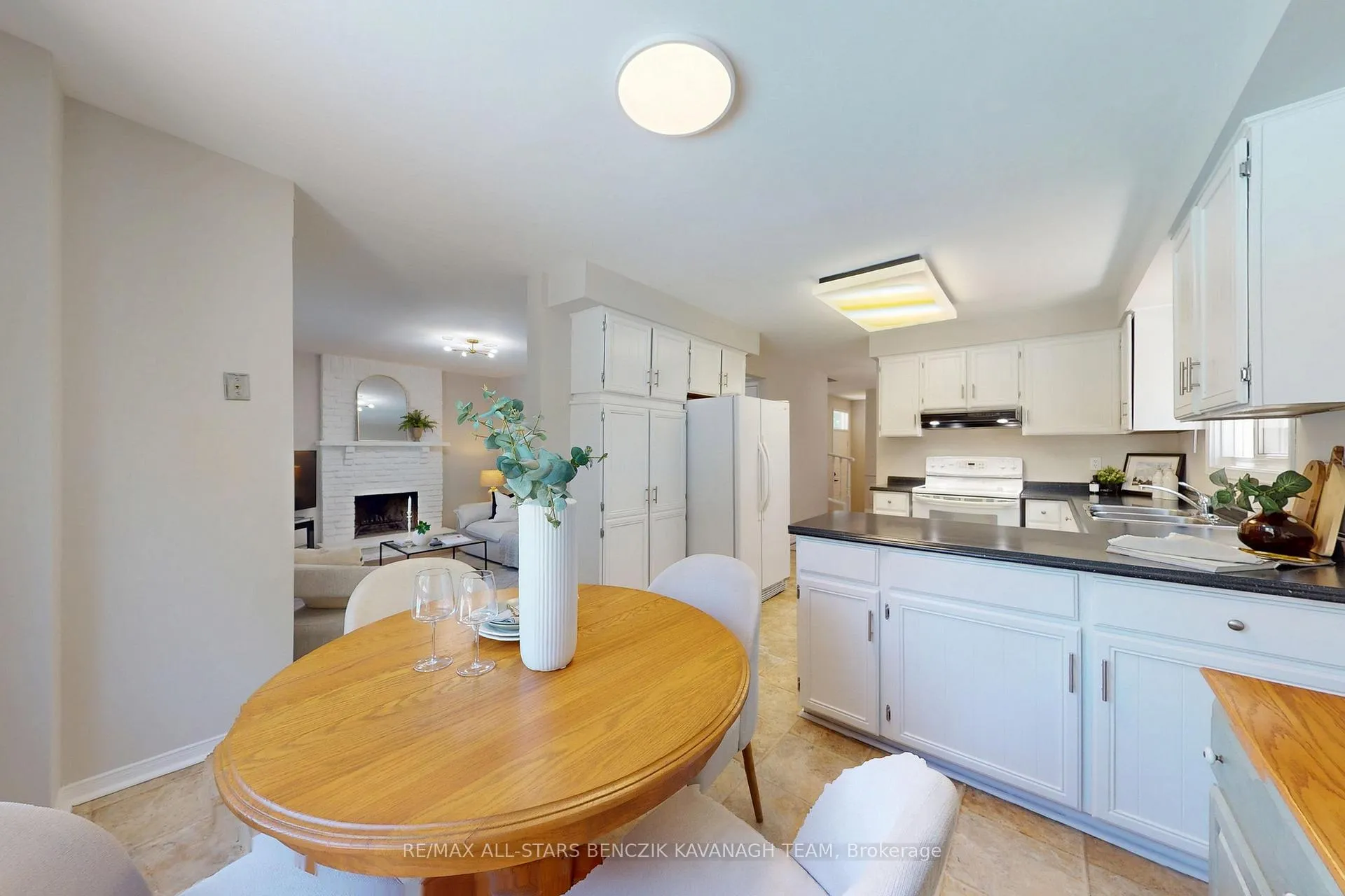 Photo 10 of 14 Parkinson Road, Markham, Markham Village — HOMEH