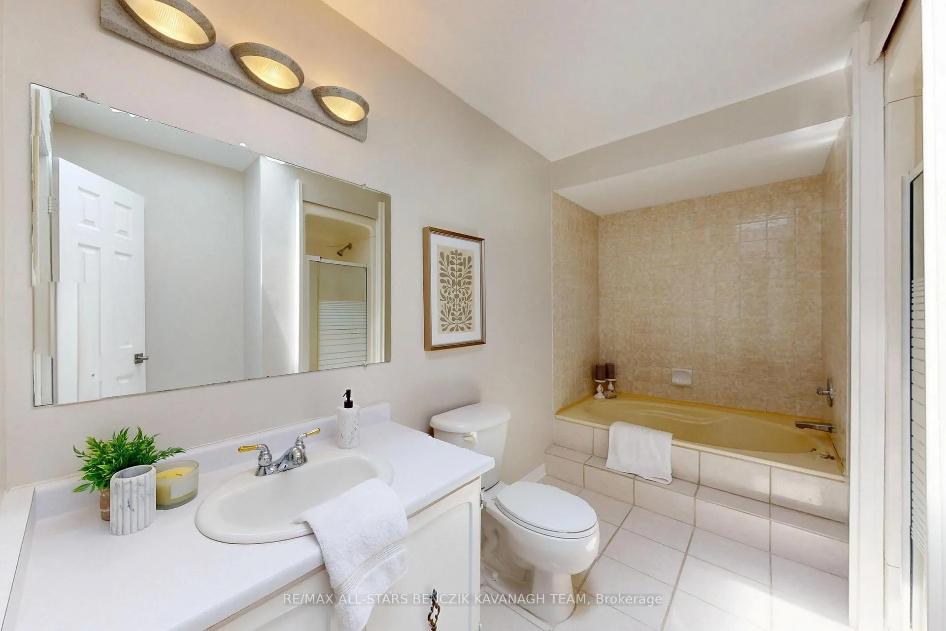 Photo 16 of 14 Parkinson Road, Markham, Markham Village — HOMEH