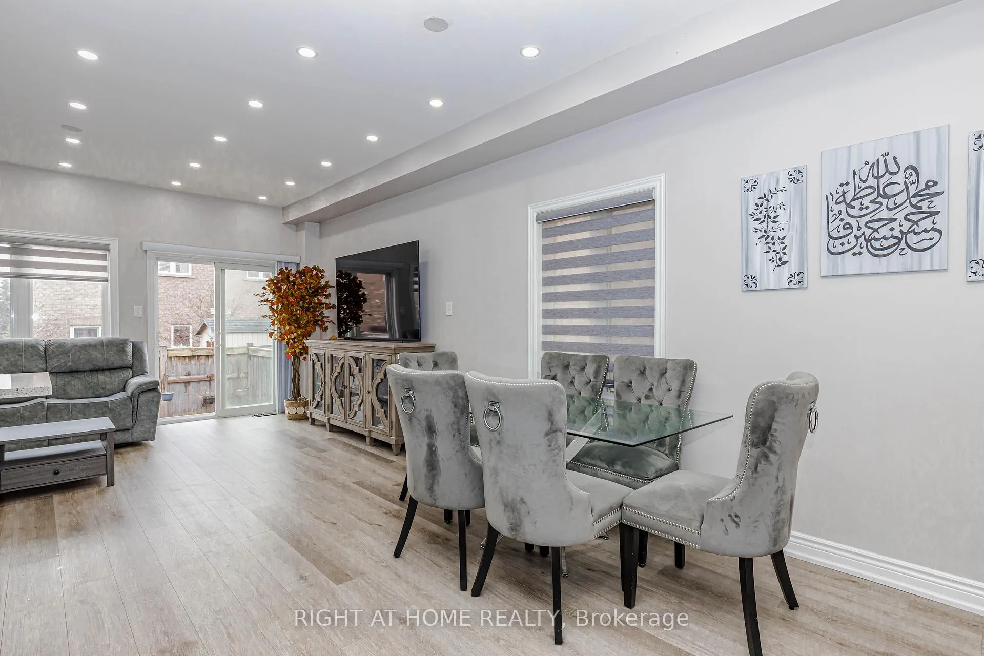 Photo 11 of 83 Crumlin Crescent, Brampton, Credit Valley — HOMEH