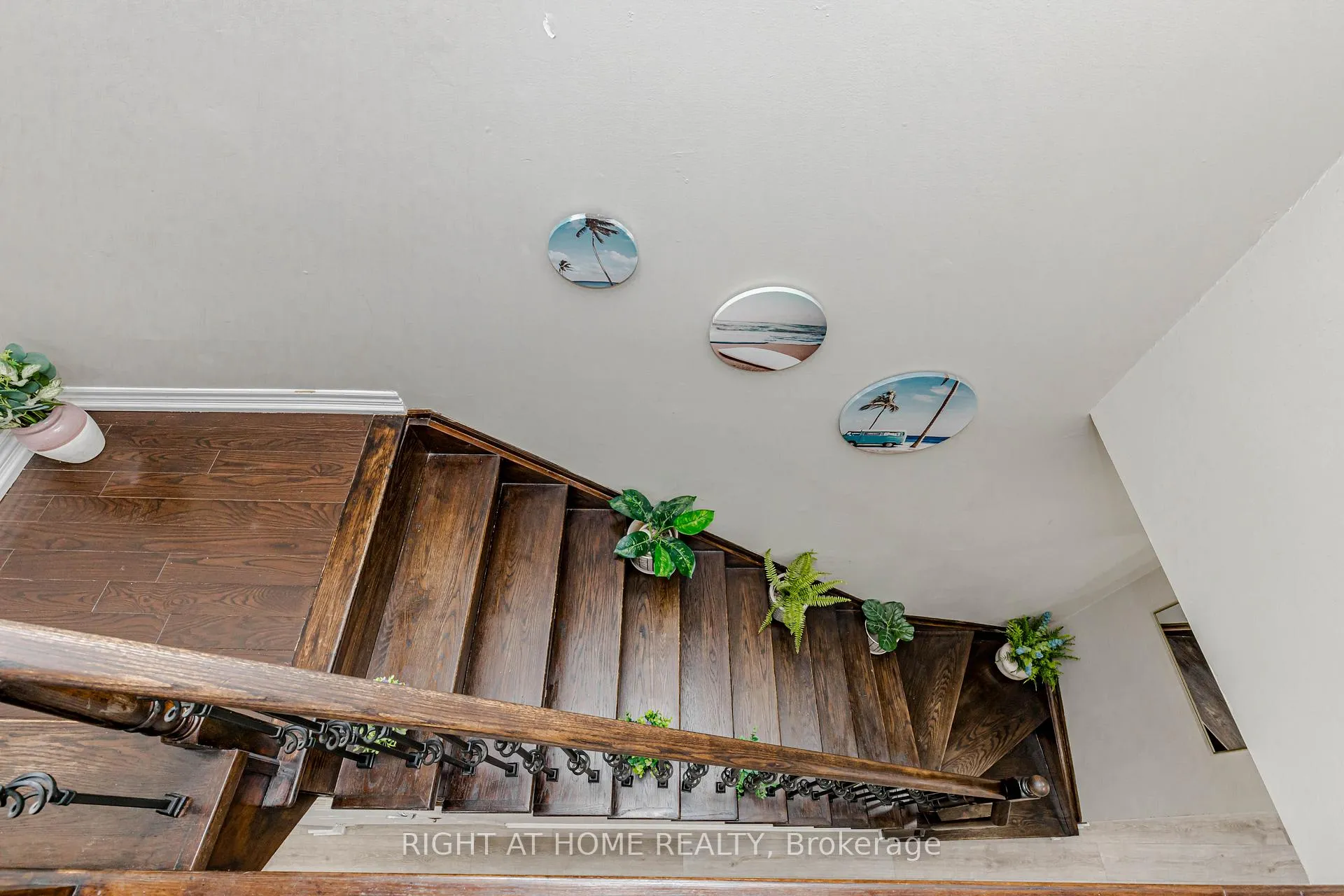 Photo 23 of 83 Crumlin Crescent, Brampton, Credit Valley — HOMEH