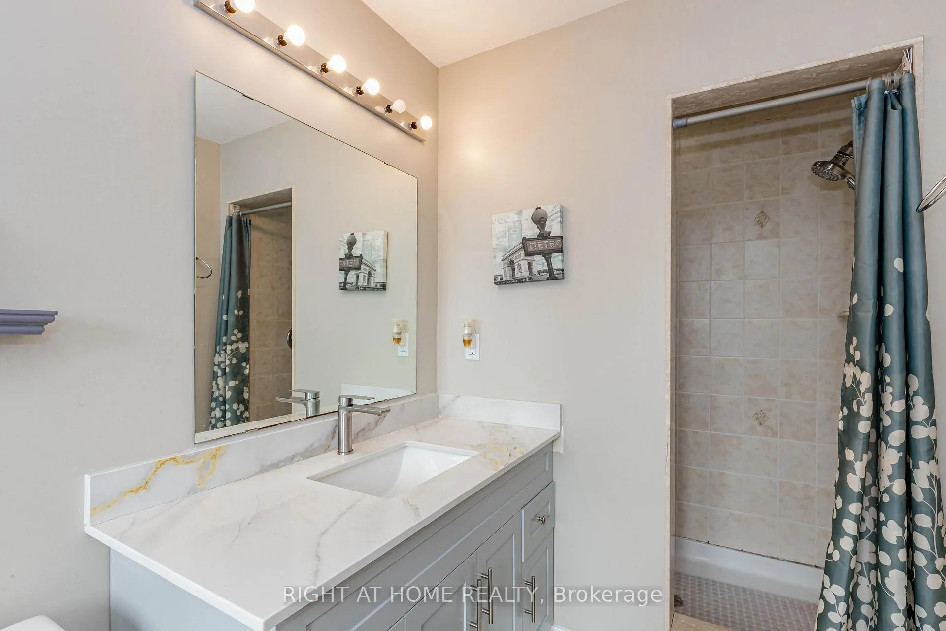 Photo 29 of 83 Crumlin Crescent, Brampton, Credit Valley — HOMEH
