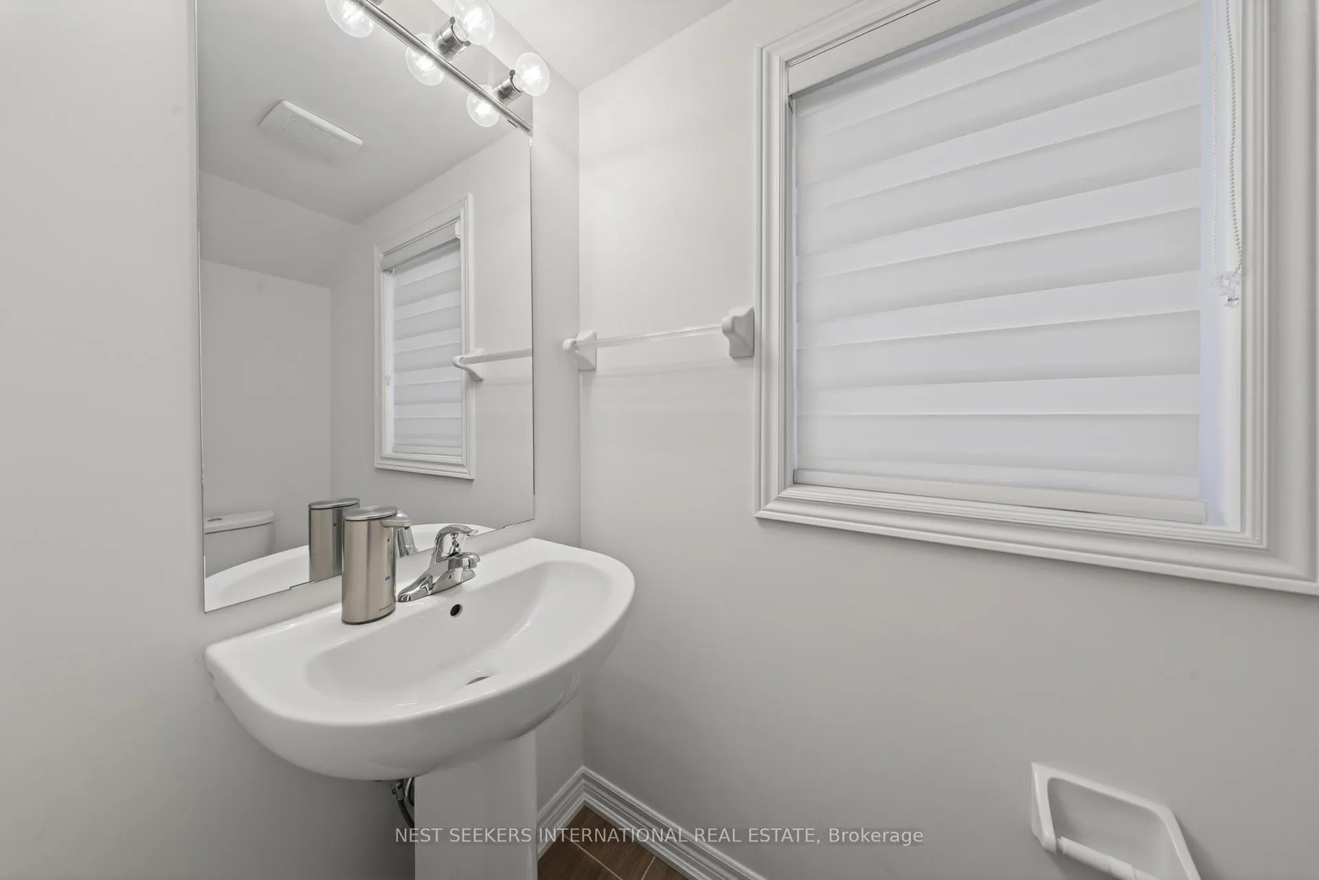 Photo 13 of 110 Hartington Street, Vaughan, Kleinburg — HOMEH