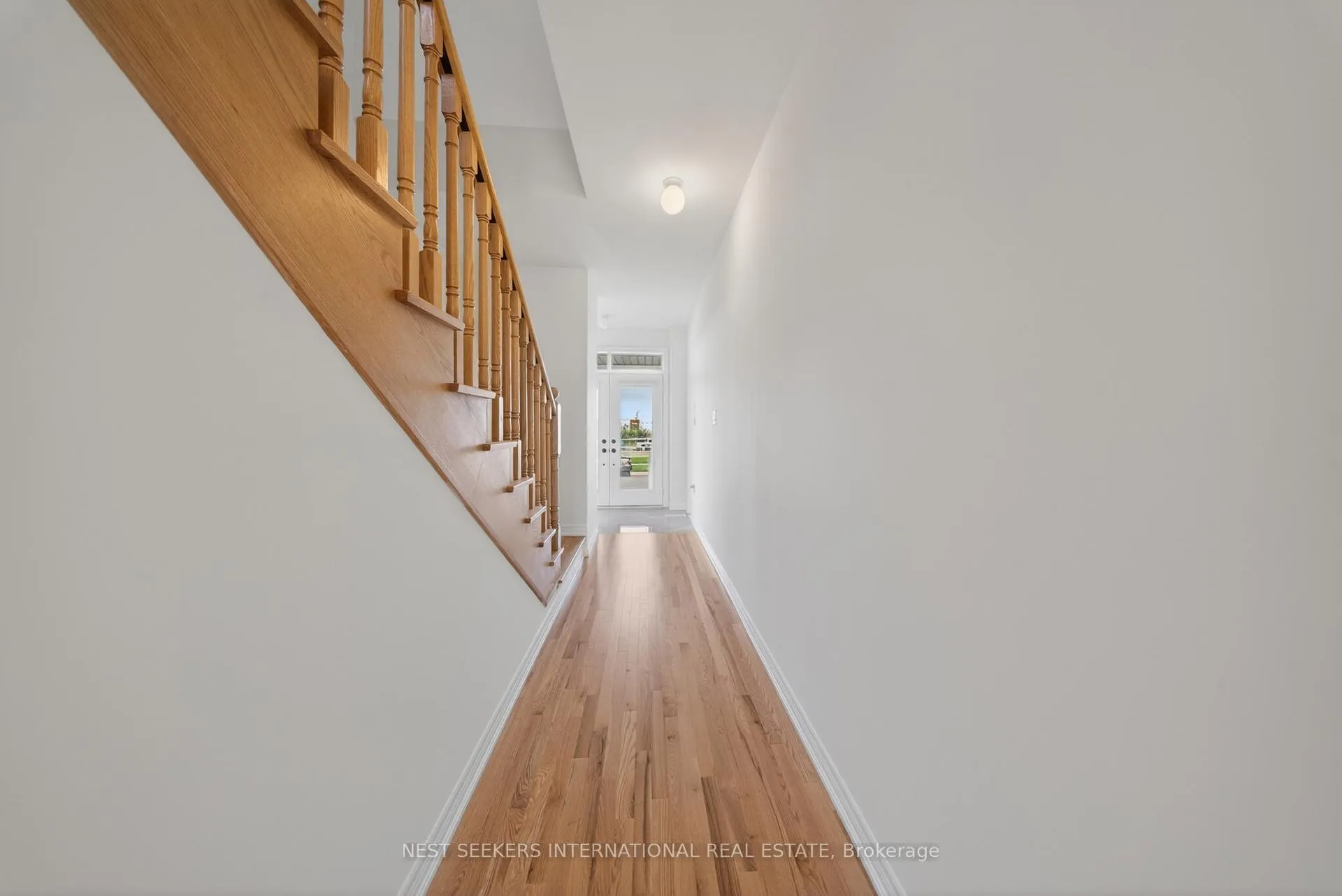Photo 14 of 110 Hartington Street, Vaughan, Kleinburg — HOMEH