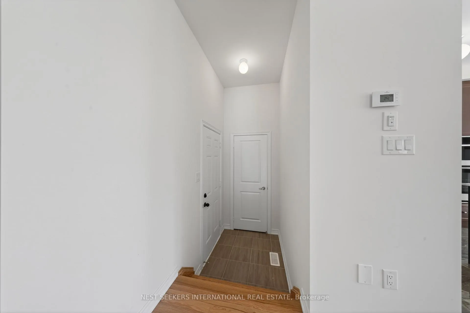 Photo 31 of 110 Hartington Street, Vaughan, Kleinburg — HOMEH