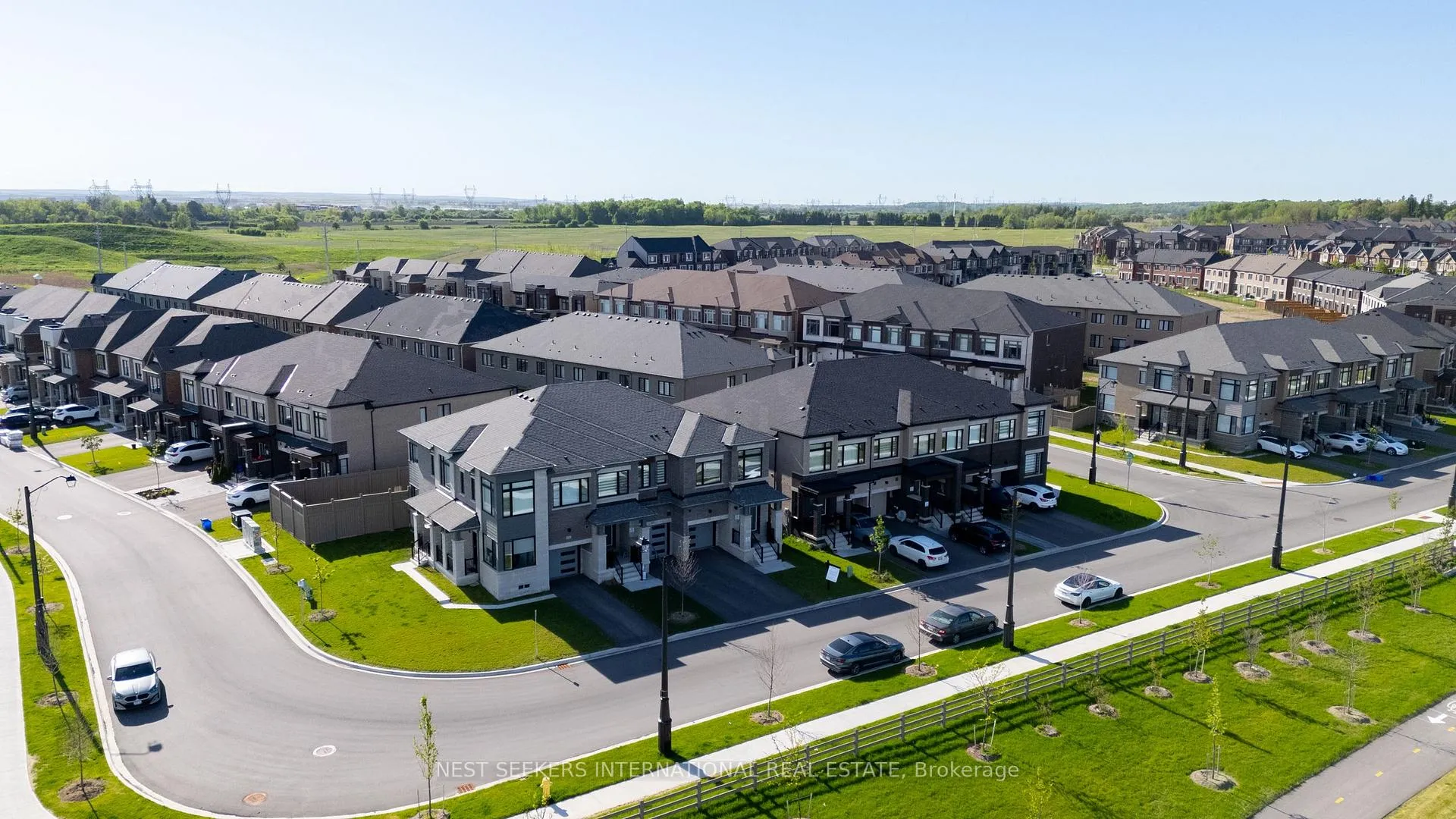 Photo 35 of 110 Hartington Street, Vaughan, Kleinburg — HOMEH