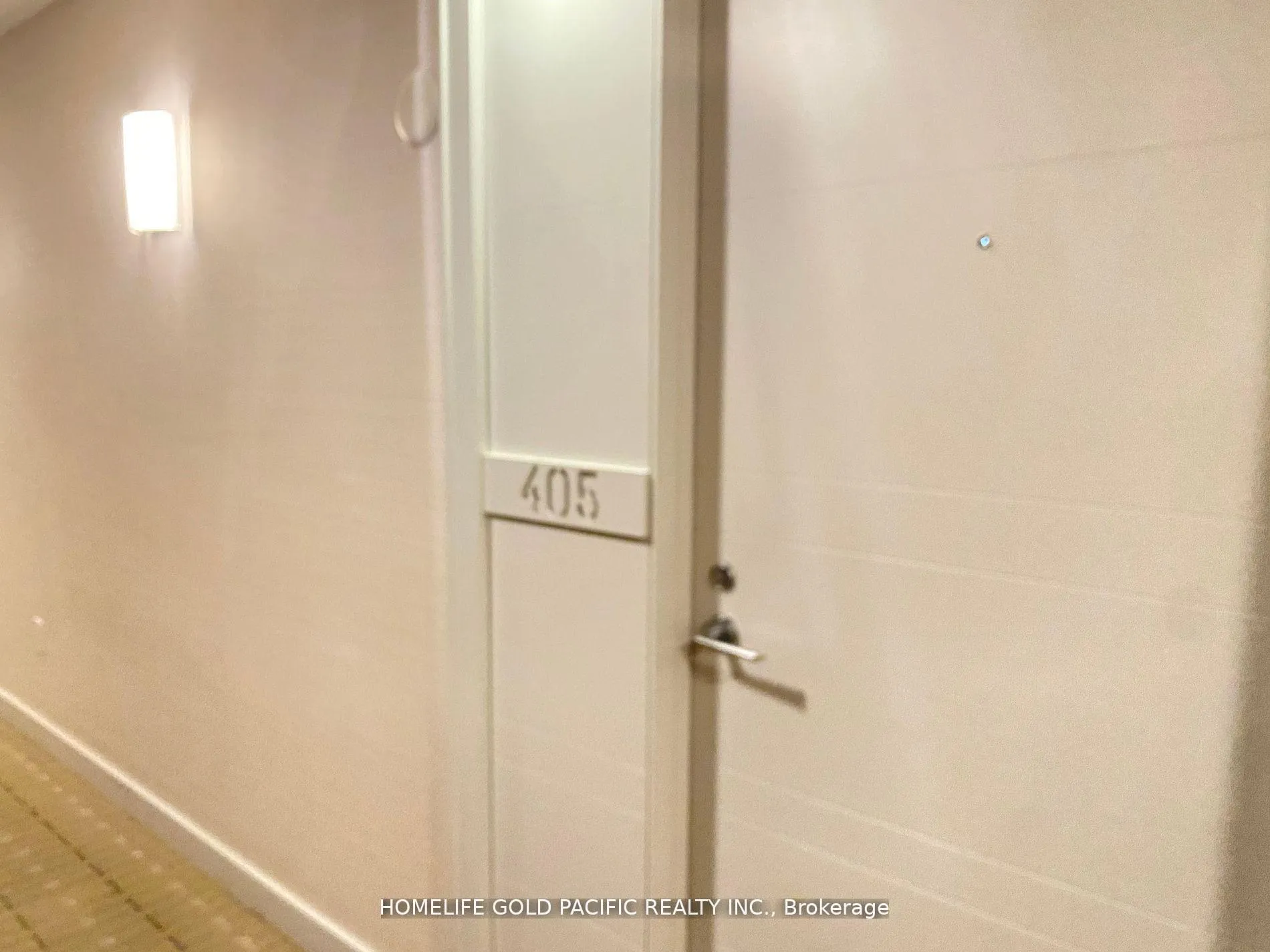 Photo 3 of Unit 405, 37 Grosvenor Street, Toronto, Bay Street Corridor — HOMEH