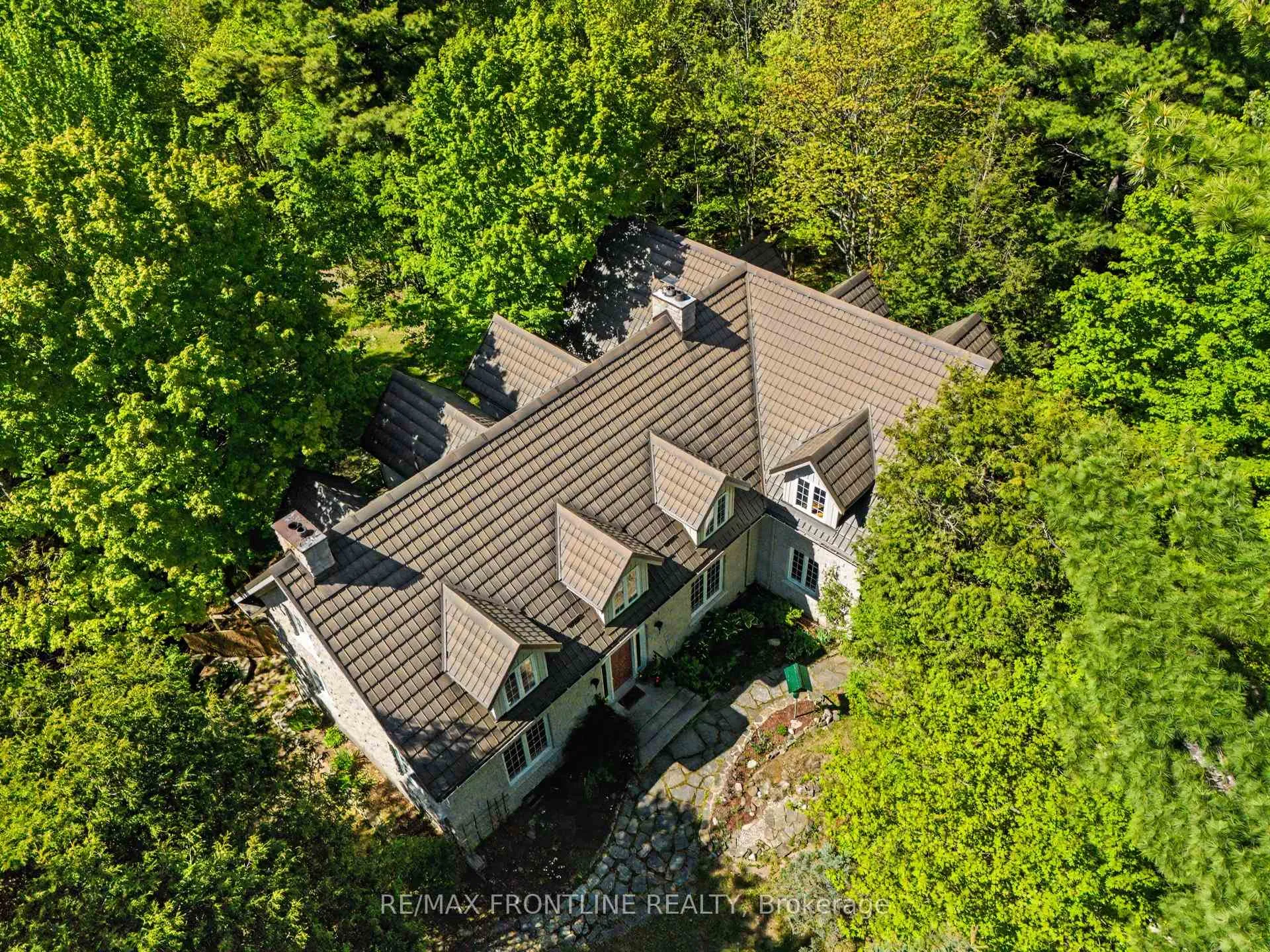 Photo 2 of 103 Healey Drive, Drummond/North Elmsley, Drummond/North Elmsley (North Elmsley) Twp — HOMEH