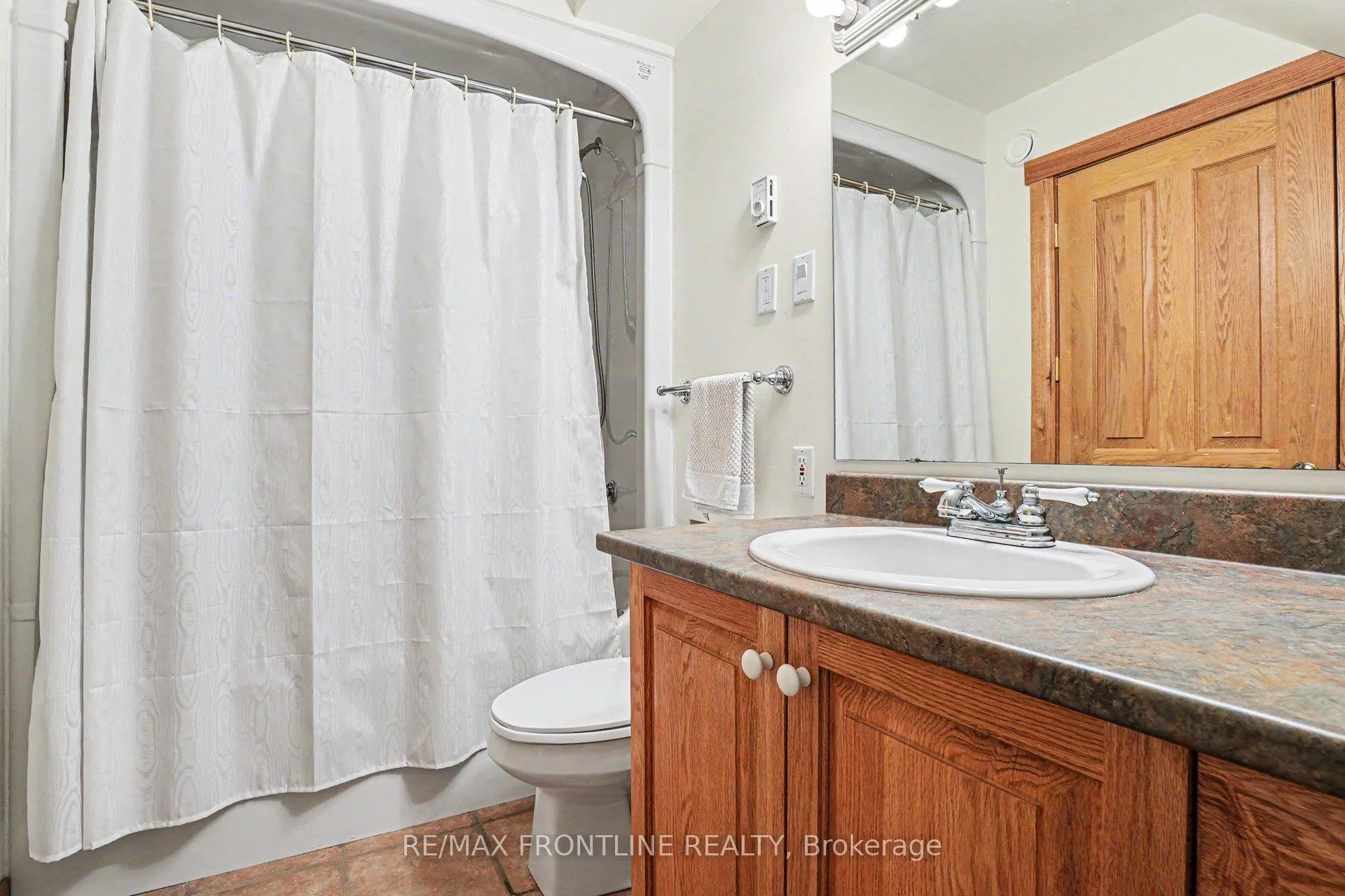Photo 33 of 103 Healey Drive, Drummond/North Elmsley, Drummond/North Elmsley (North Elmsley) Twp — HOMEH
