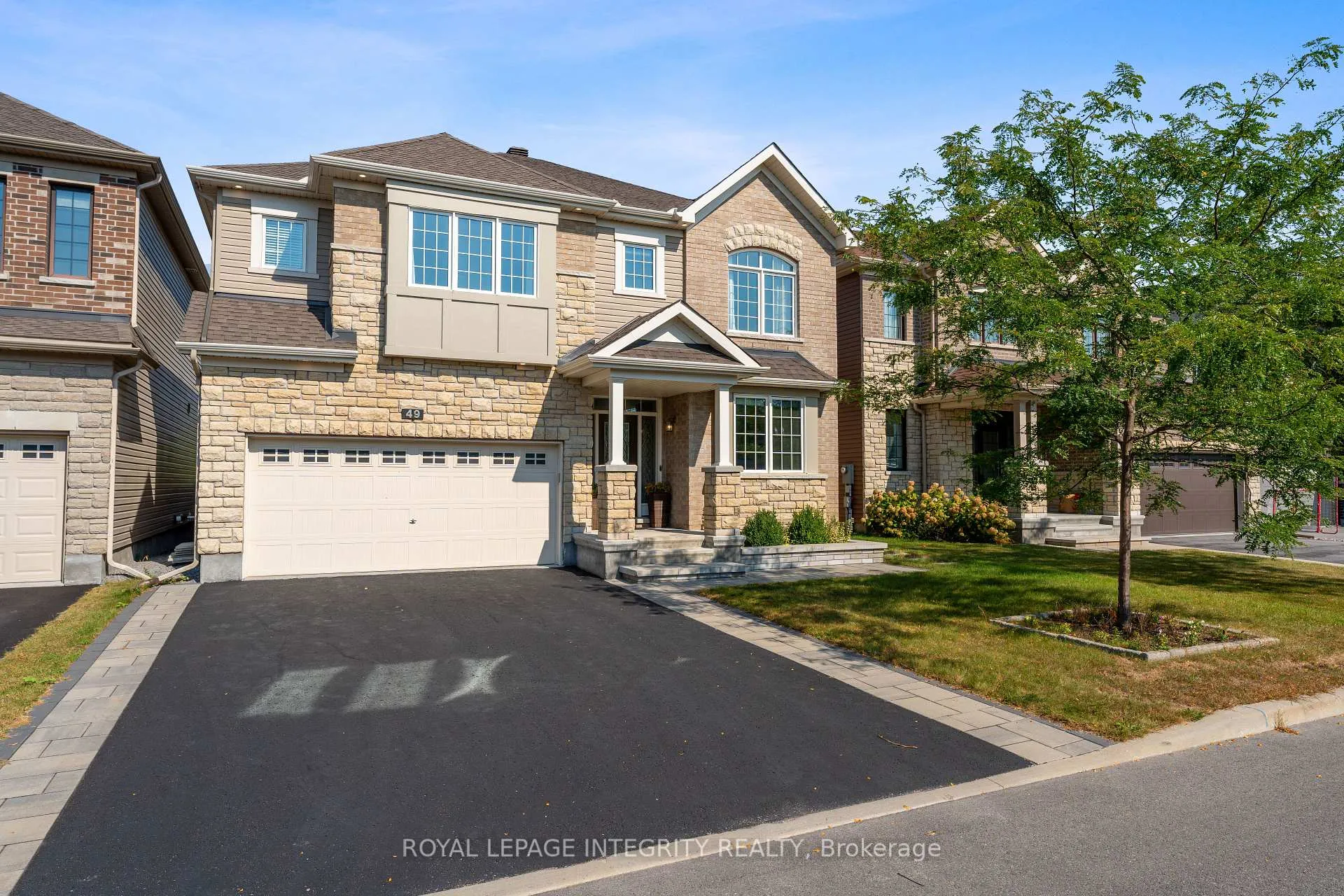 Photo 1 of 49 Hawks Landing Crescent, Ottawa, Stittsville (North) — HOMEH