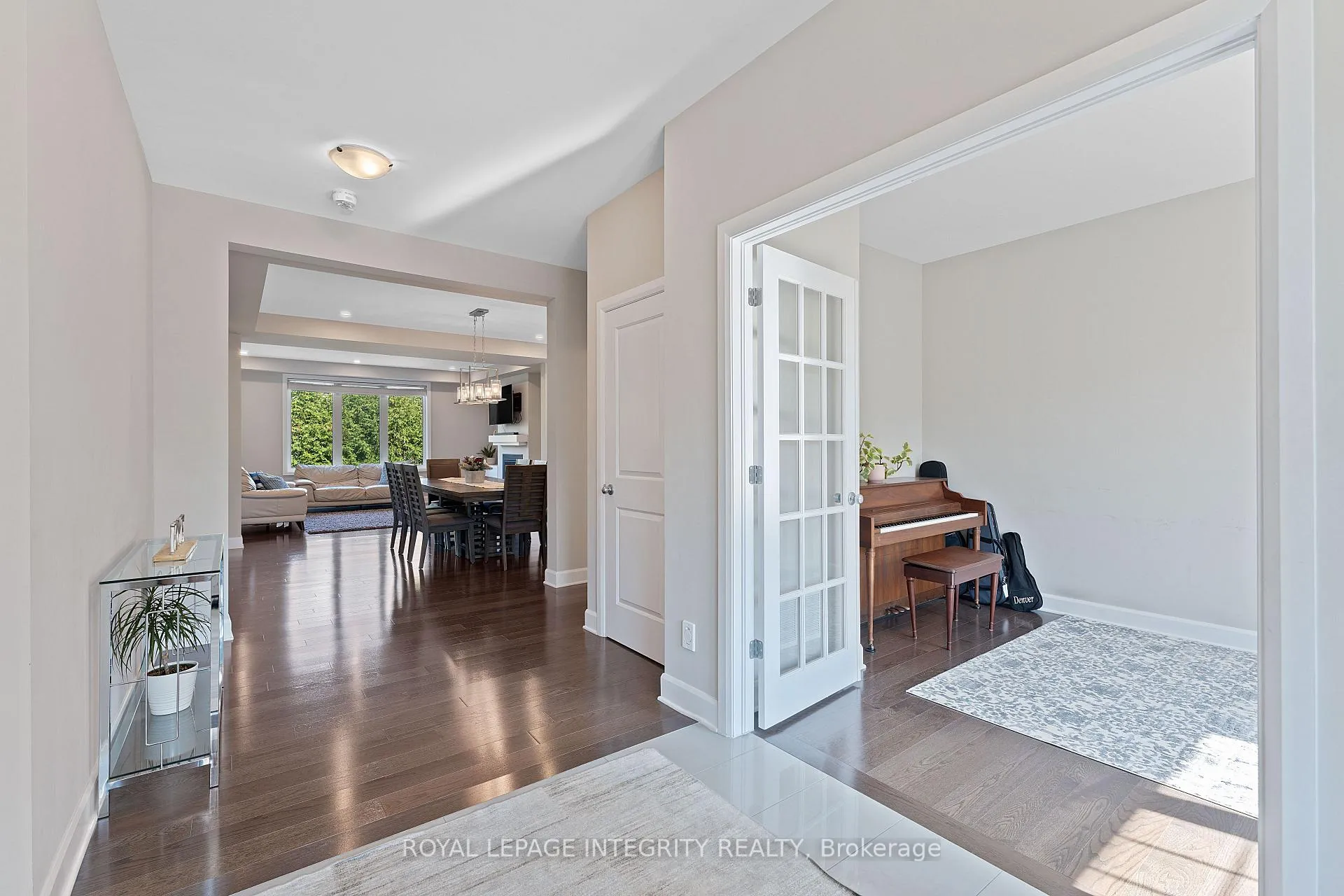 Photo 5 of 49 Hawks Landing Crescent, Ottawa, Stittsville (North) — HOMEH