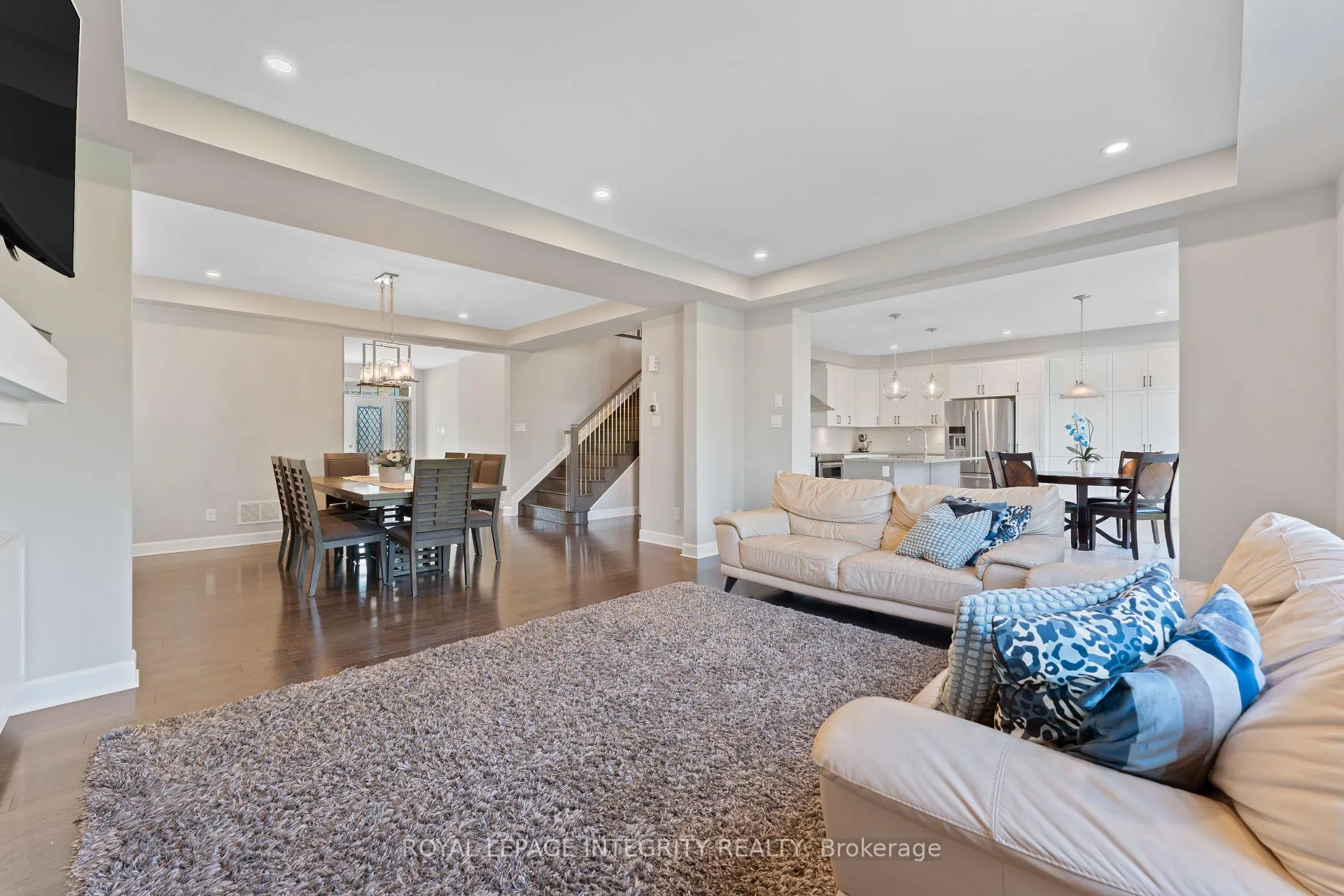 Photo 12 of 49 Hawks Landing Crescent, Ottawa, Stittsville (North) — HOMEH