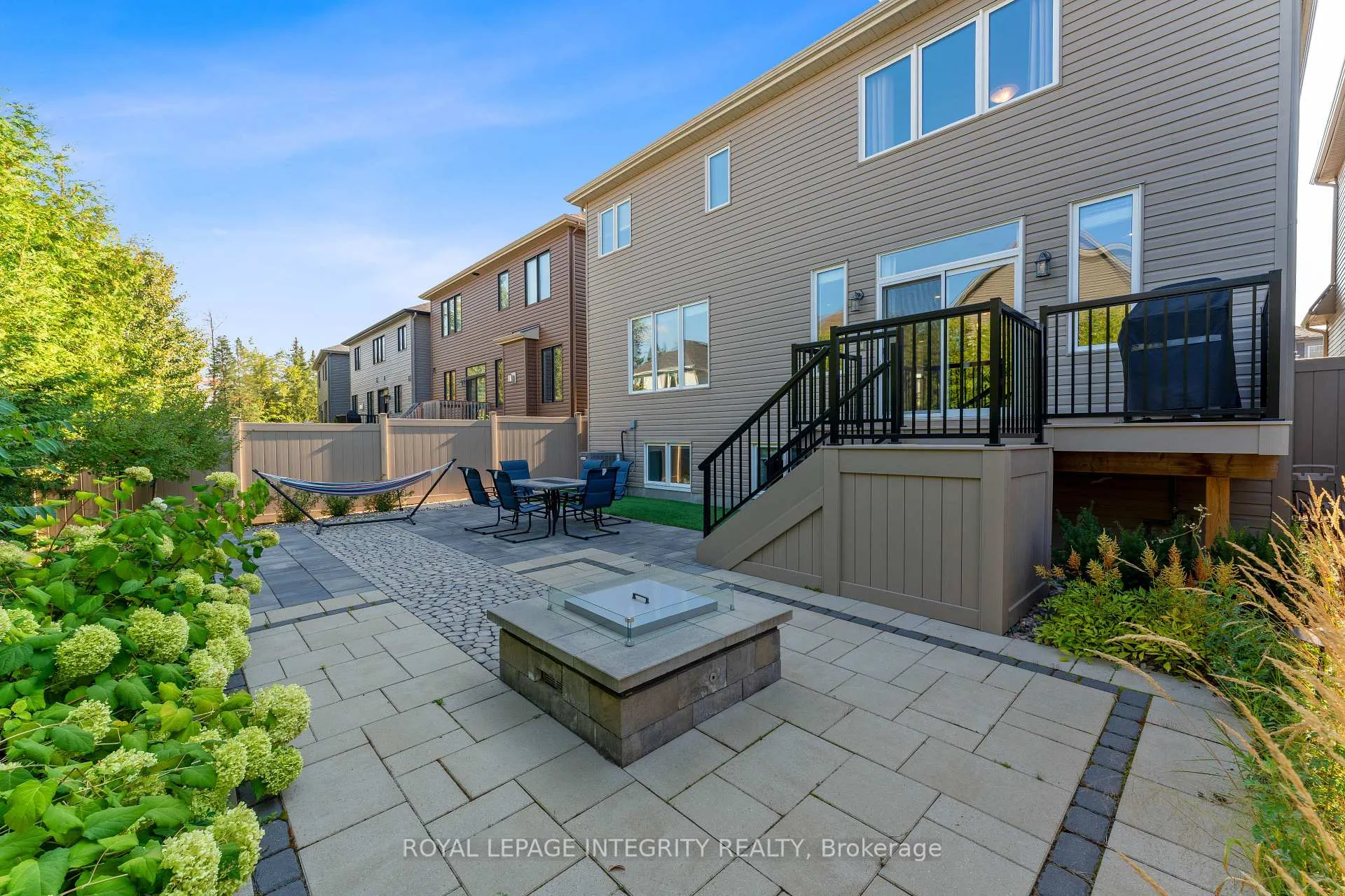 Photo 40 of 49 Hawks Landing Crescent, Ottawa, Stittsville (North) — HOMEH