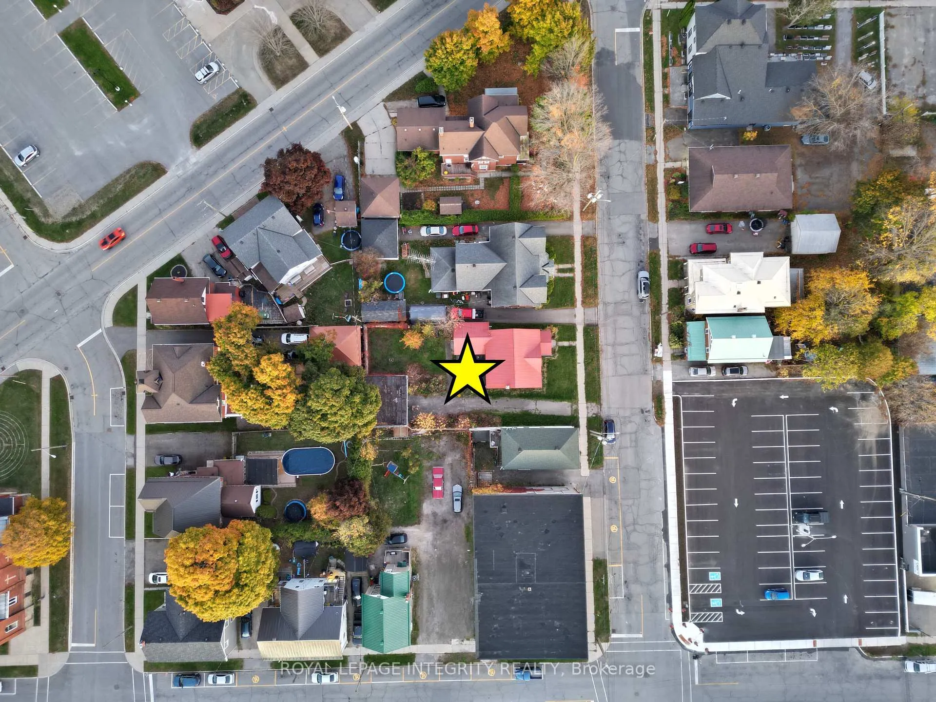 Photo 7 of 34 William Street E, Smiths Falls — HOMEH