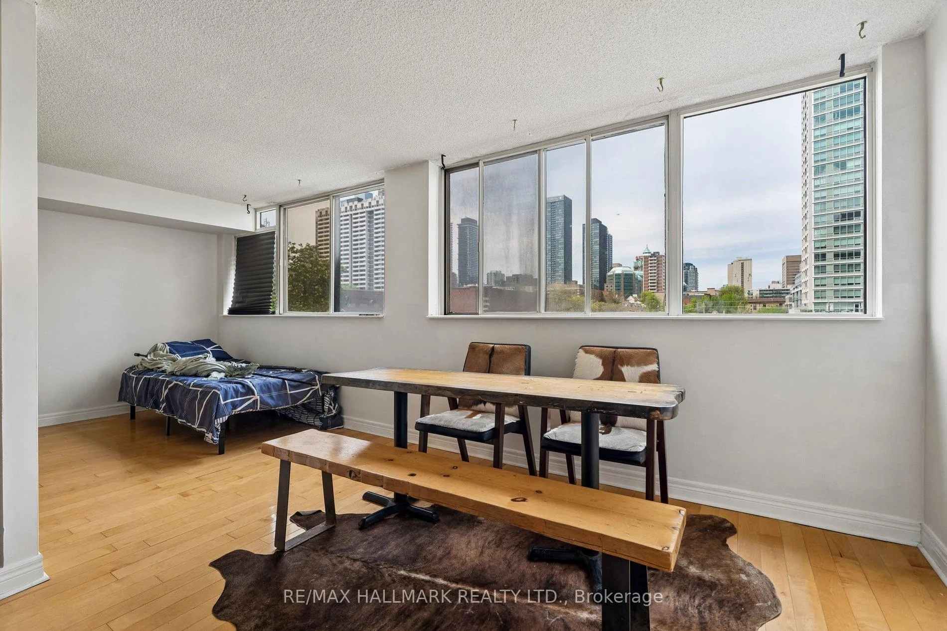 Photo 10 of Unit 506, 15 Maitland Place, Toronto, Cabbagetown-South St. James Town — HOMEH