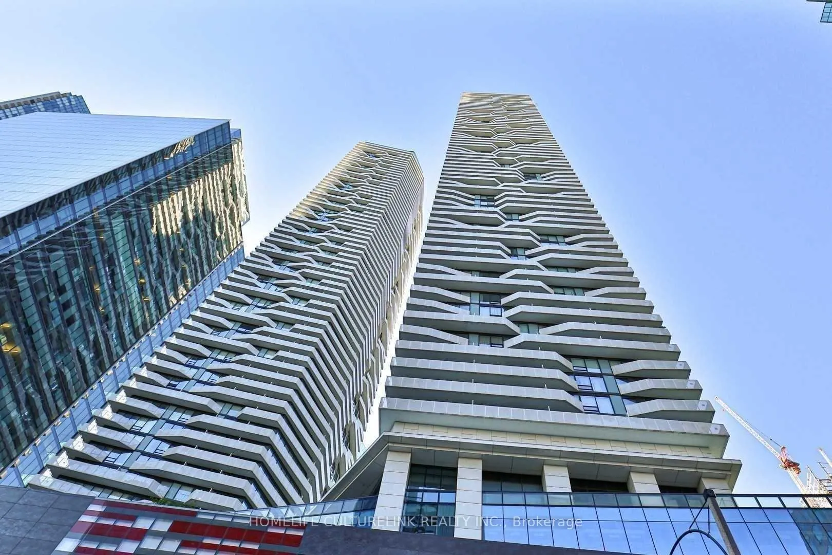 Photo 1 of Unit 3908, 100 Harbour Street, Toronto, Waterfront Communities — HOMEH