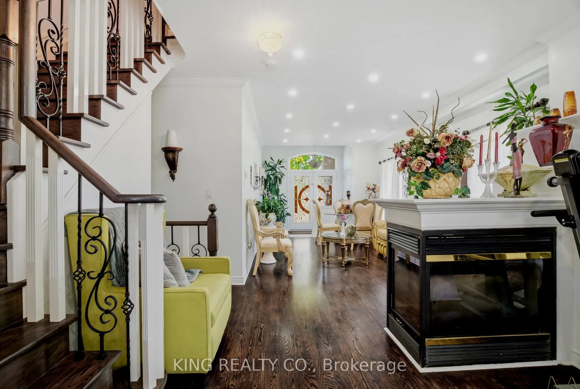 Photo 9 of 12 Helman Road, Brampton, Sandringham-Wellington — HOMEH