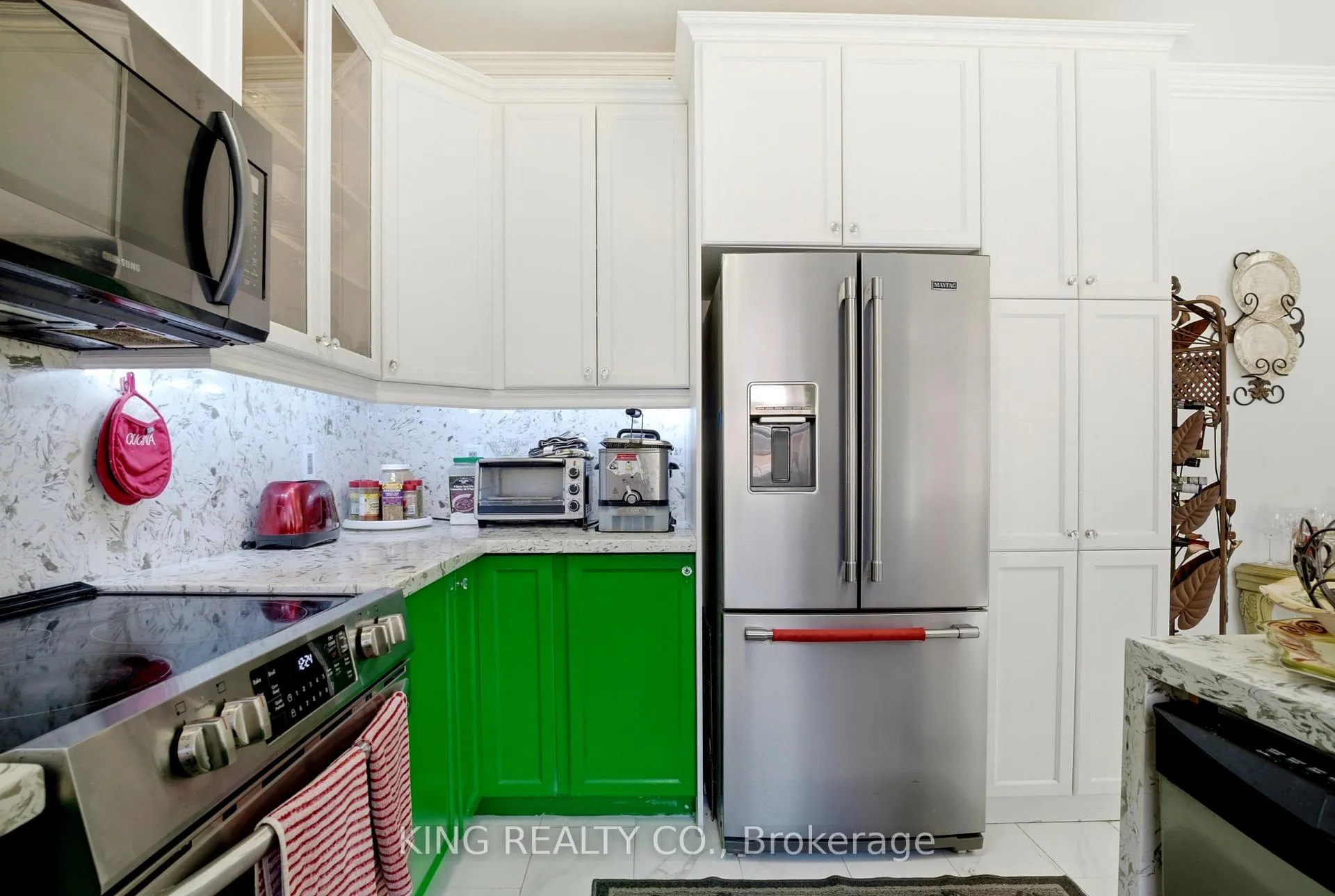 Photo 15 of 12 Helman Road, Brampton, Sandringham-Wellington — HOMEH