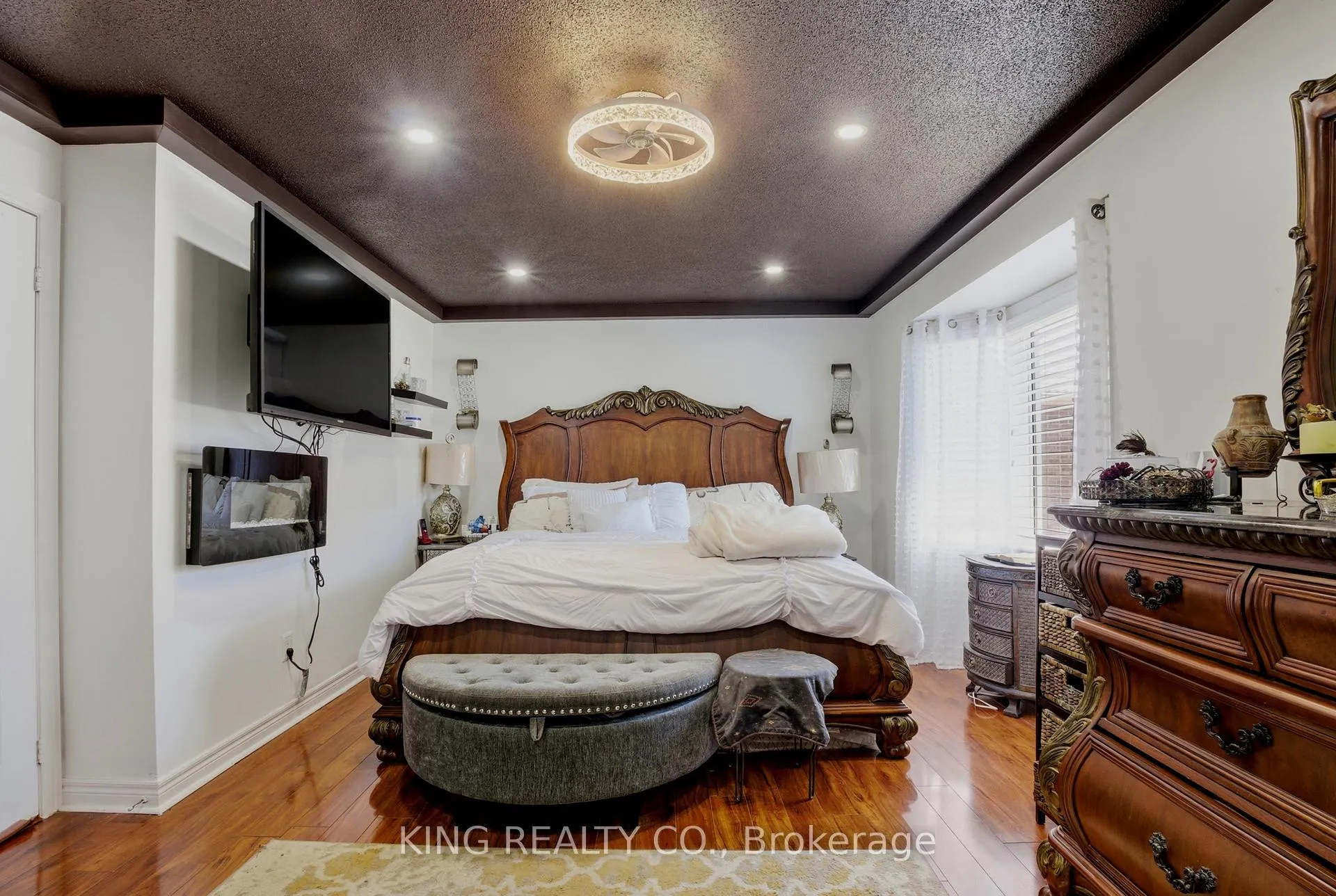 Photo 33 of 12 Helman Road, Brampton, Sandringham-Wellington — HOMEH
