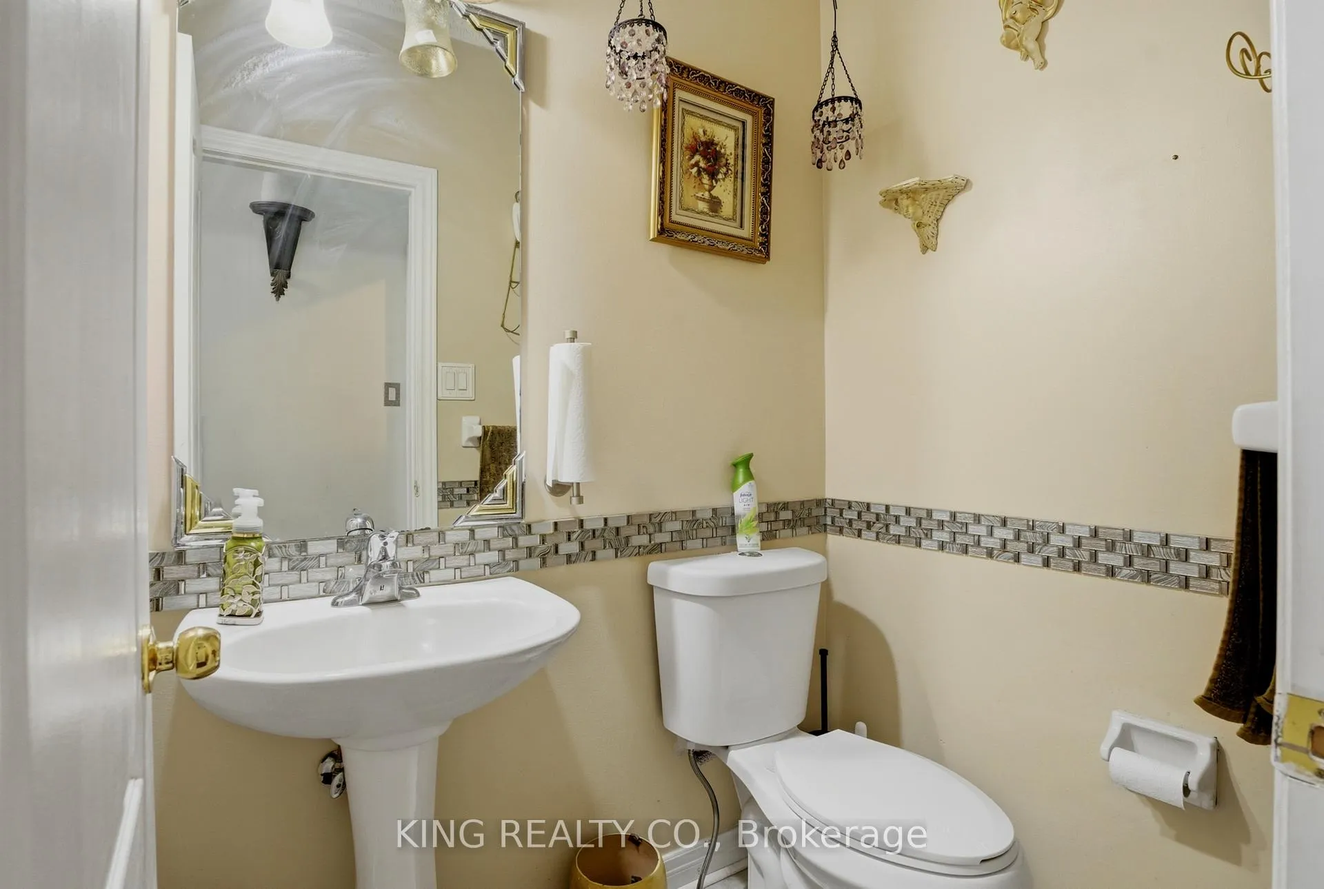 Photo 41 of 12 Helman Road, Brampton, Sandringham-Wellington — HOMEH