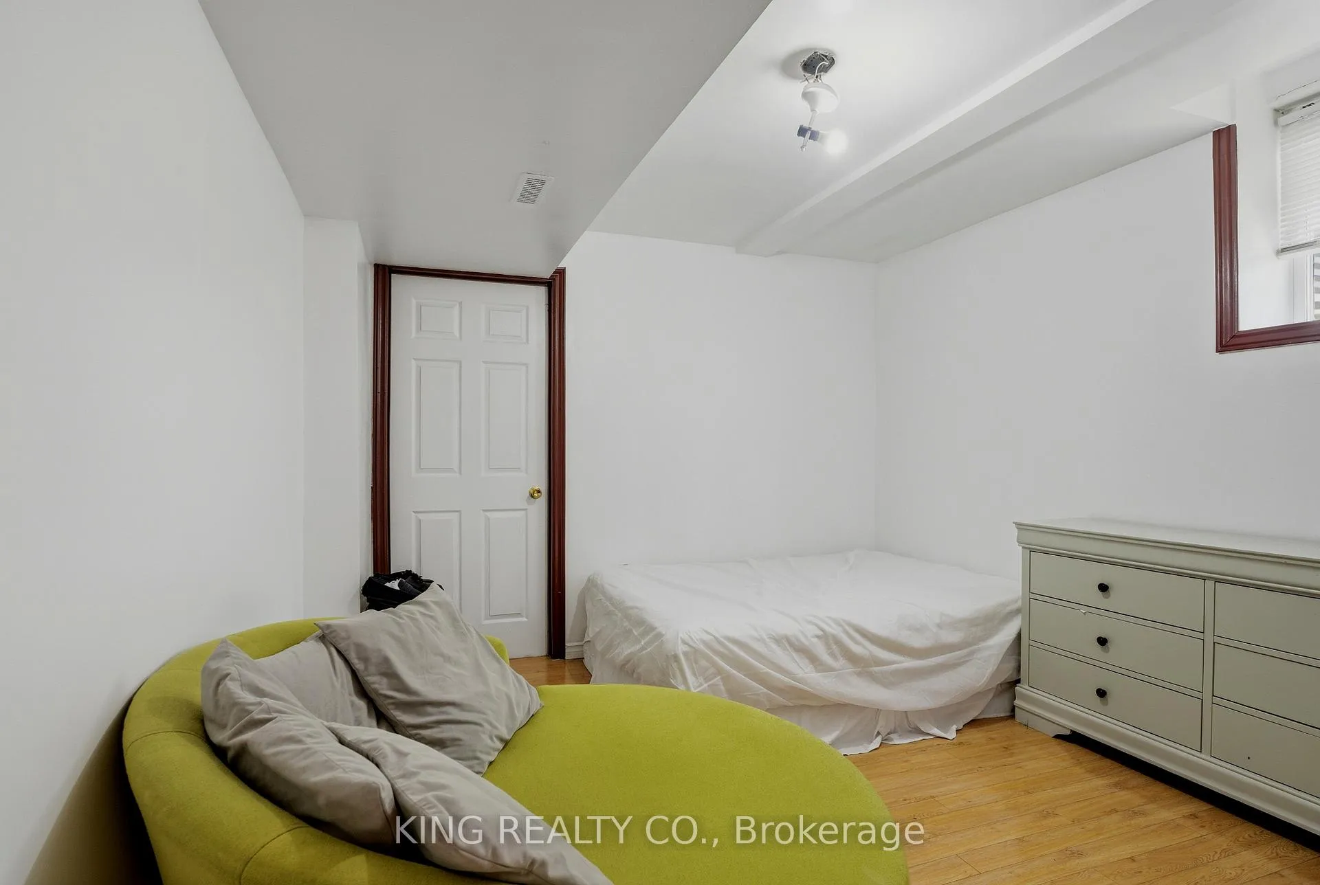 Photo 43 of 12 Helman Road, Brampton, Sandringham-Wellington — HOMEH