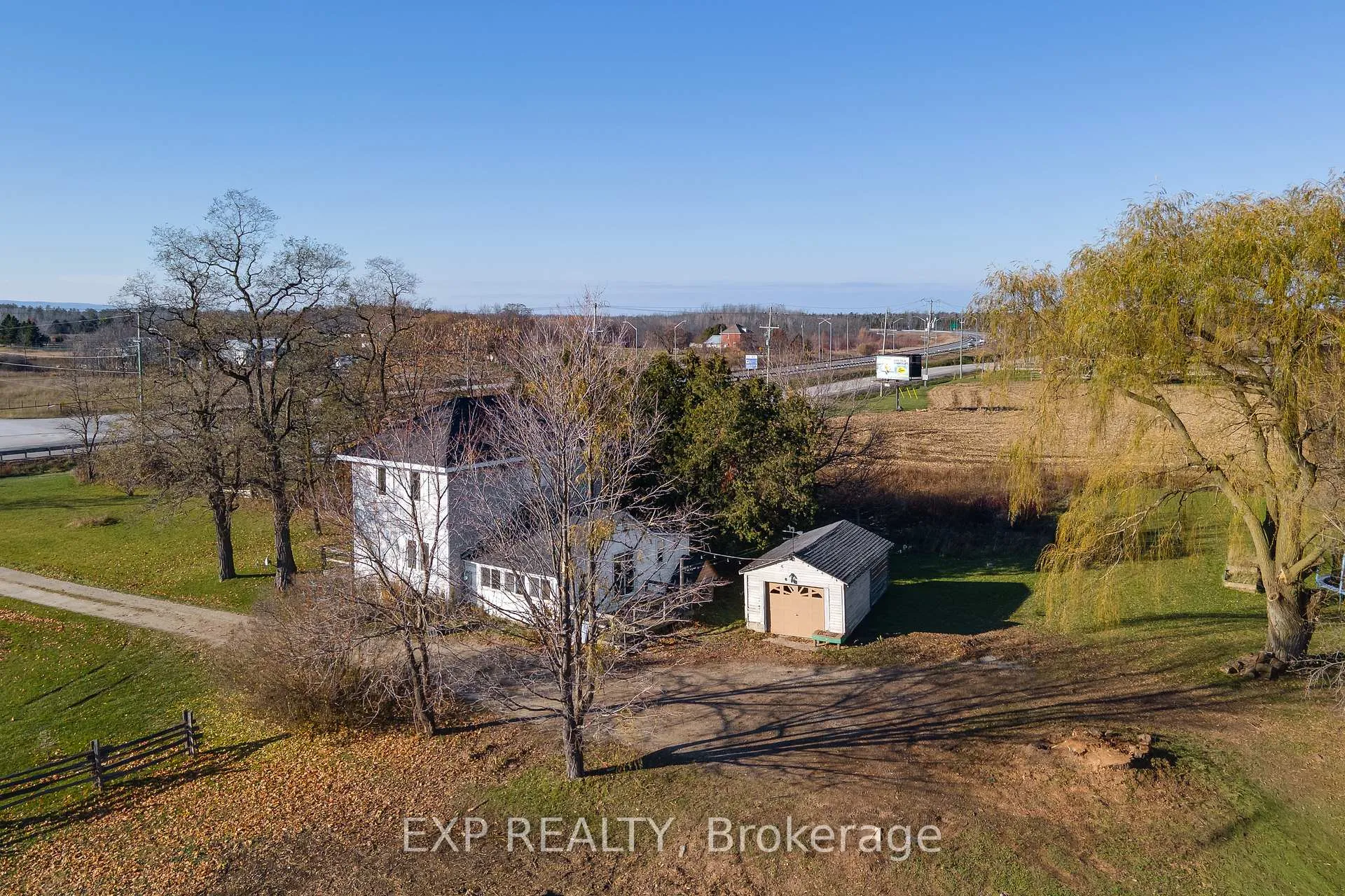 Photo 5 of 8184 26 Highway, Clearview, Rural Clearview — HOMEH