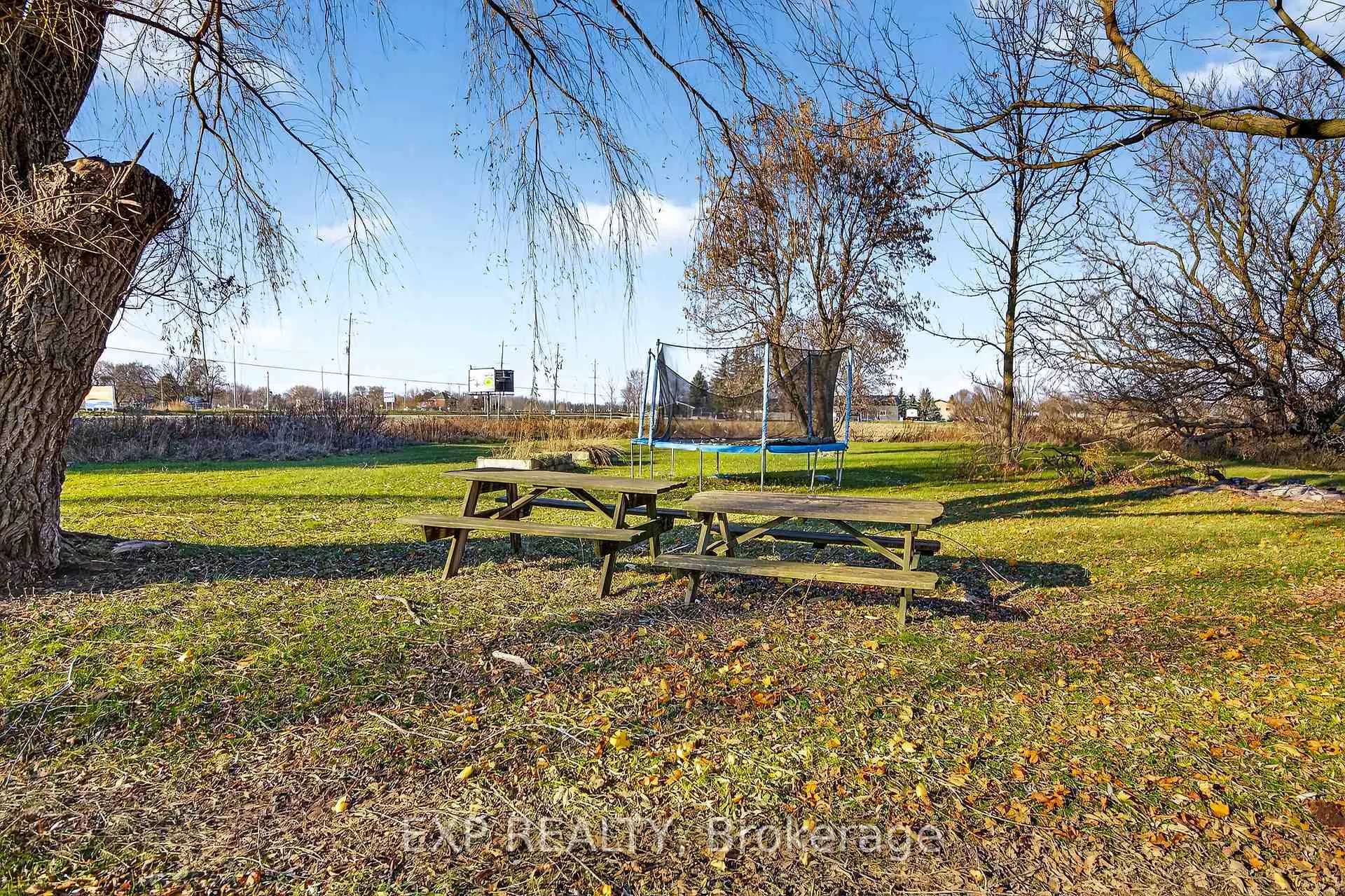 Photo 16 of 8184 26 Highway, Clearview, Rural Clearview — HOMEH