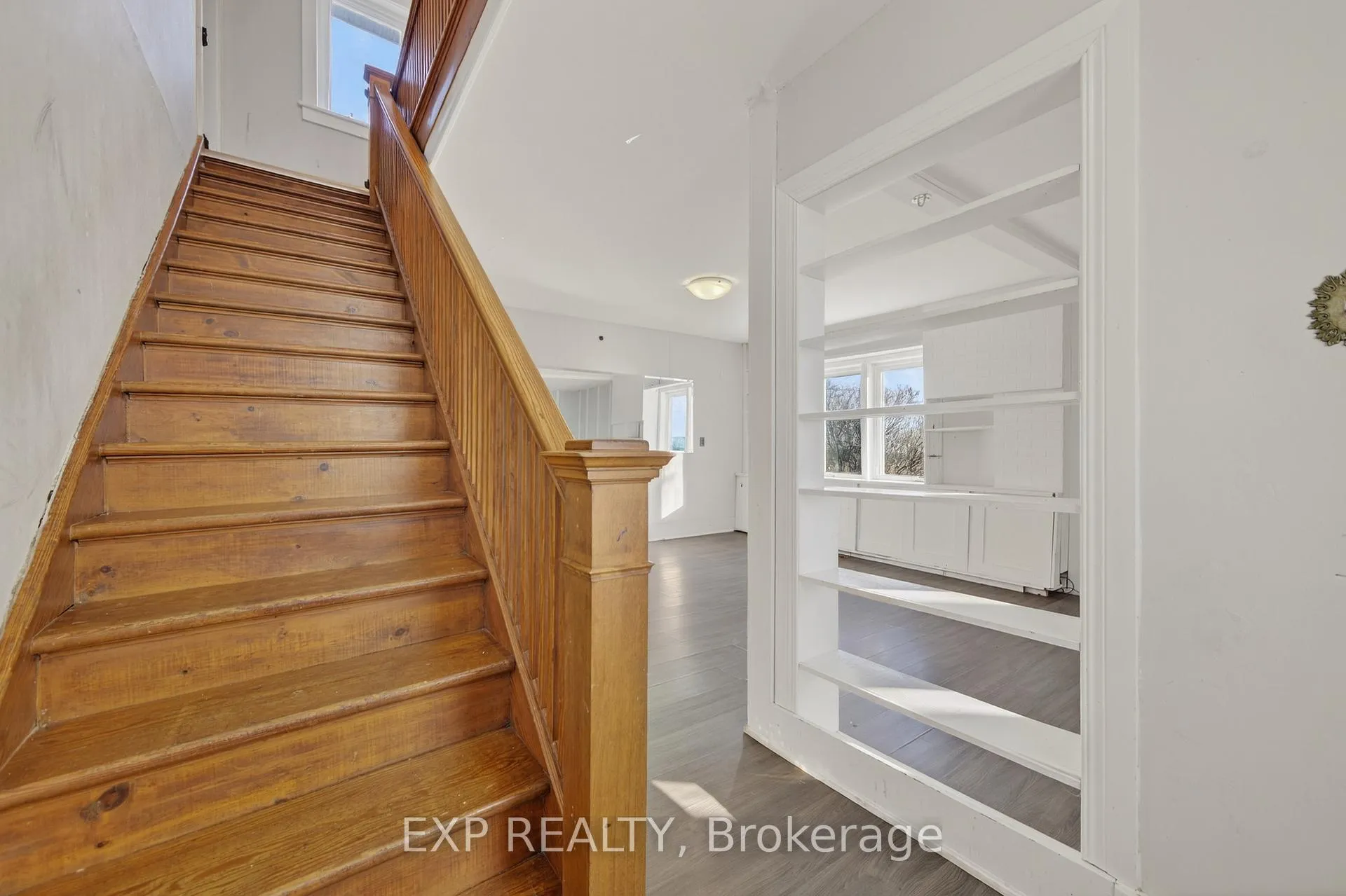 Photo 19 of 8184 26 Highway, Clearview, Rural Clearview — HOMEH