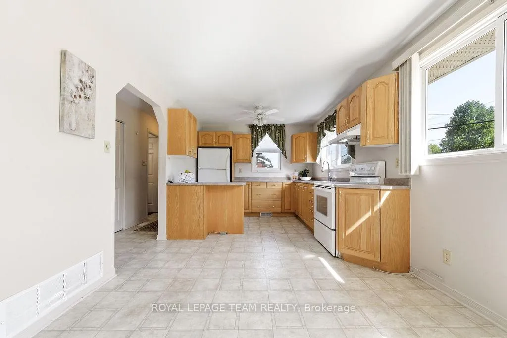 Photo 7 of 111 Campbell Drive, McNab/Braeside, Mcnab/Braeside Twps — HOMEH