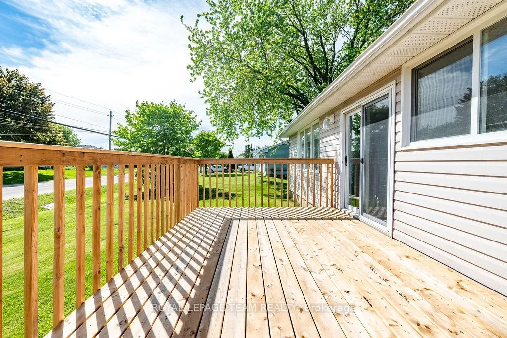 Photo 13 of 111 Campbell Drive, McNab/Braeside, Mcnab/Braeside Twps — HOMEH
