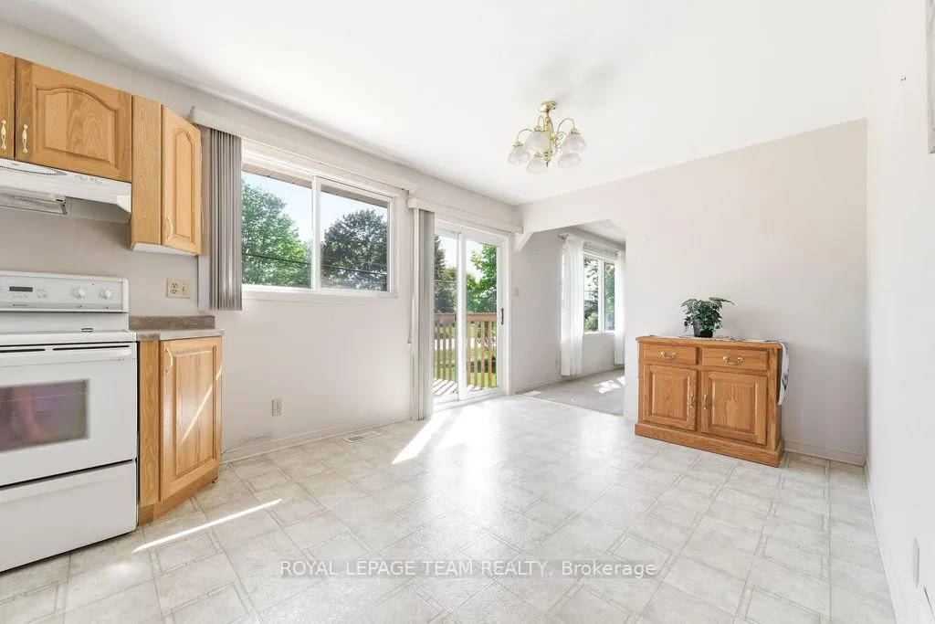 Photo 14 of 111 Campbell Drive, McNab/Braeside, Mcnab/Braeside Twps — HOMEH