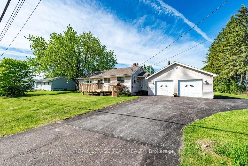 Photo 26 of 111 Campbell Drive, McNab/Braeside, Mcnab/Braeside Twps — HOMEH