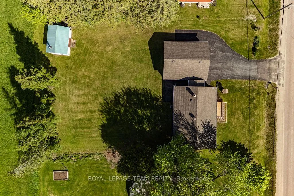 Photo 33 of 111 Campbell Drive, McNab/Braeside, Mcnab/Braeside Twps — HOMEH