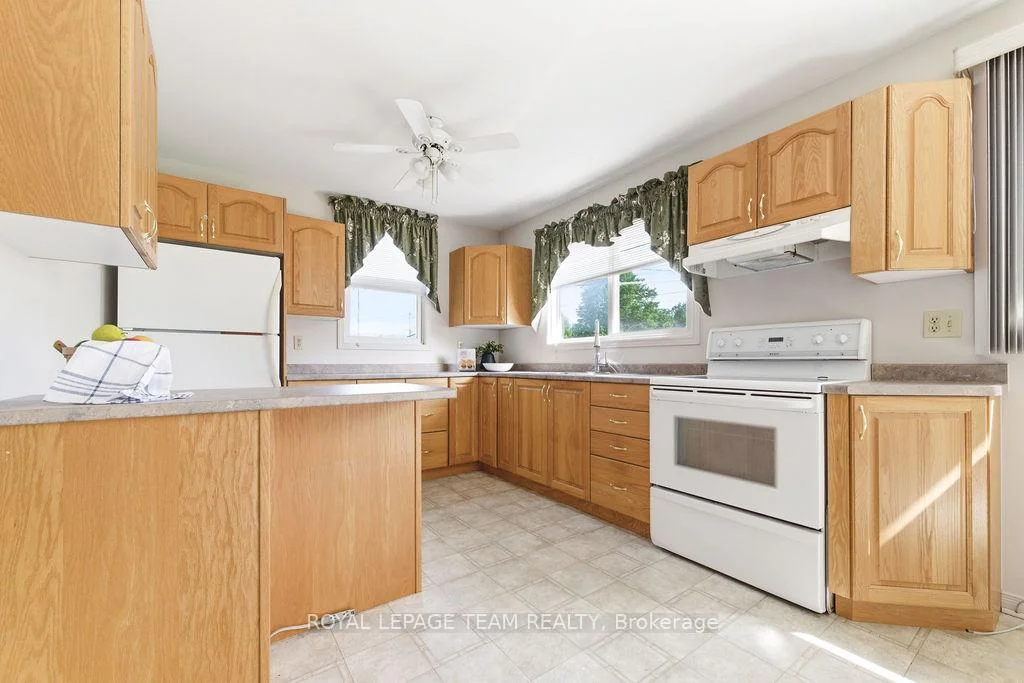 Photo 41 of 111 Campbell Drive, McNab/Braeside, Mcnab/Braeside Twps — HOMEH