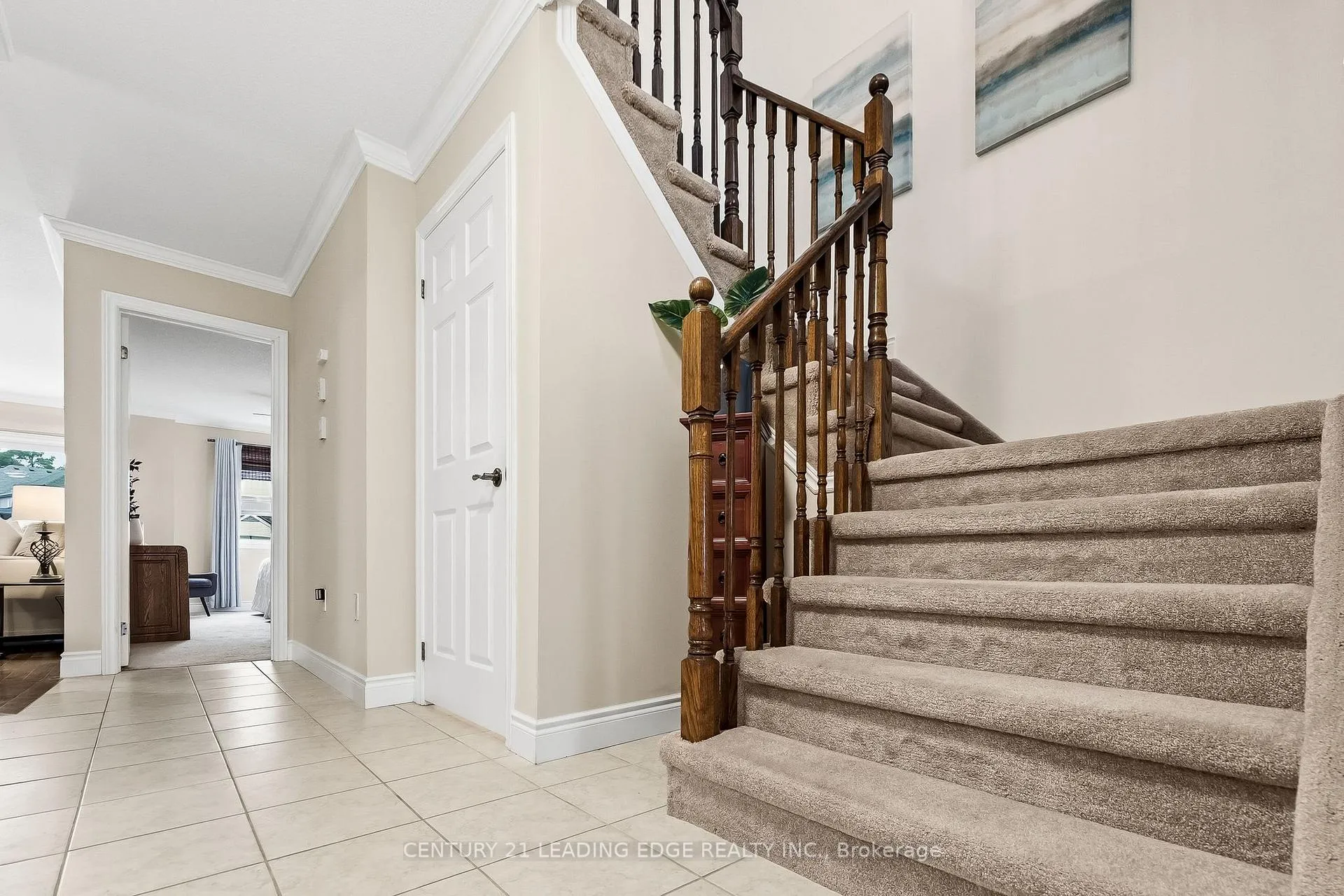 Photo 27 of 30 Page Place, Clarington, Courtice — HOMEH