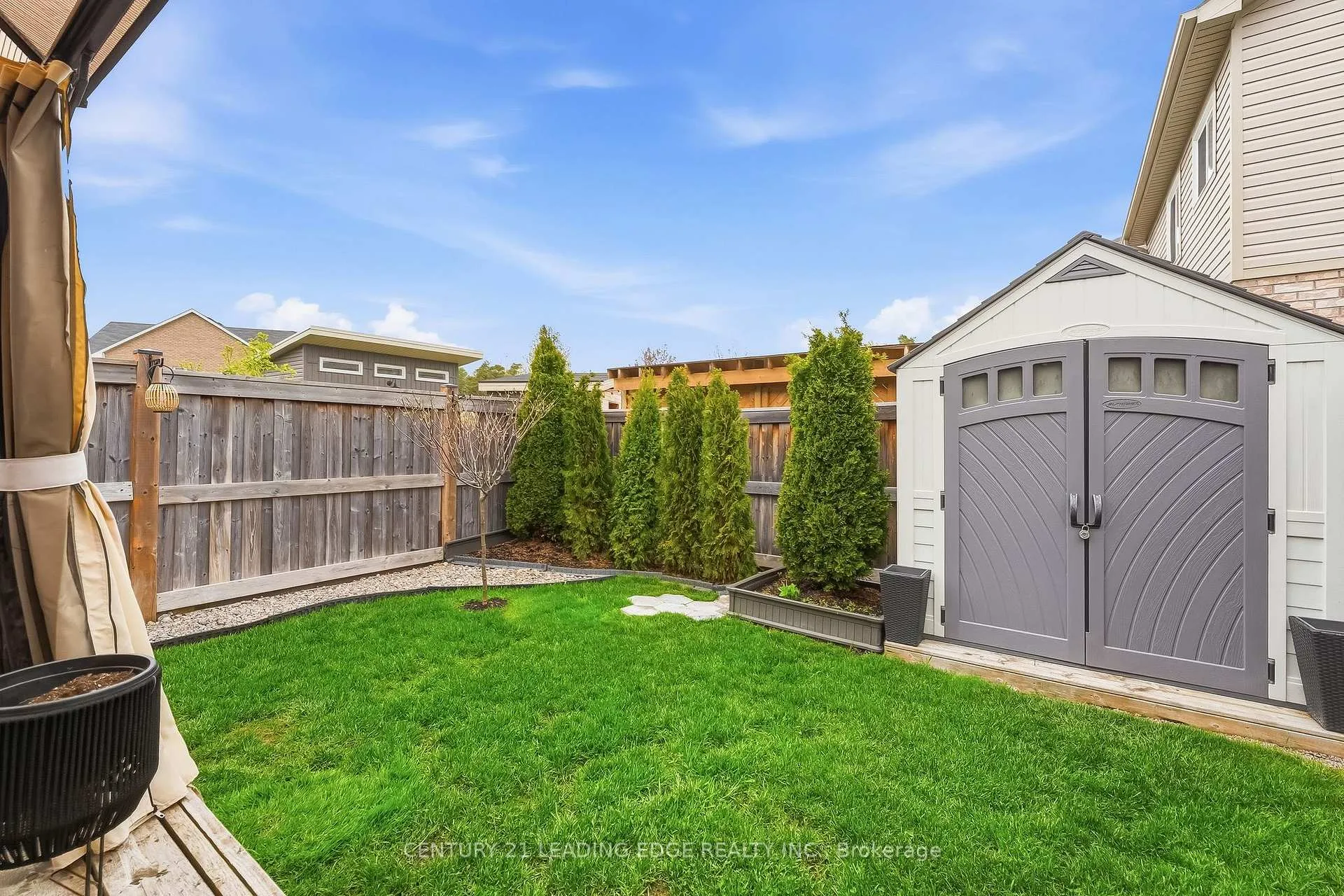 Photo 43 of 30 Page Place, Clarington, Courtice — HOMEH
