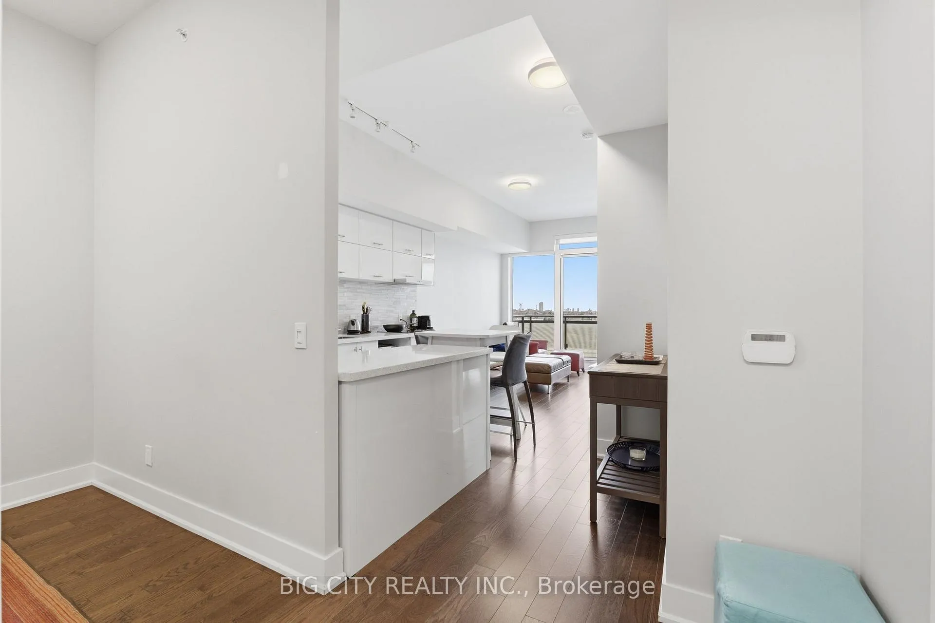 Photo 5 of Unit 1207, 180 Enterprise Boulevard, Markham, Unionville — HOMEH