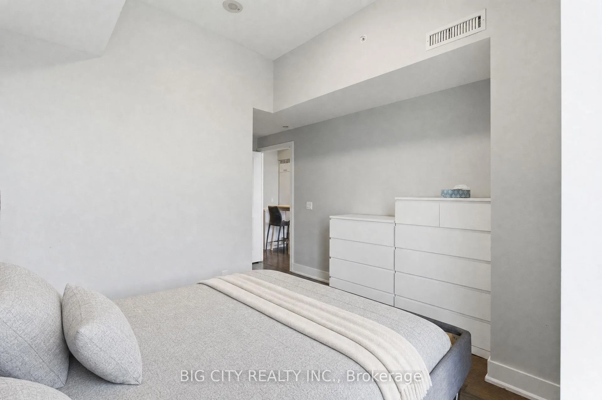 Photo 18 of Unit 1207, 180 Enterprise Boulevard, Markham, Unionville — HOMEH