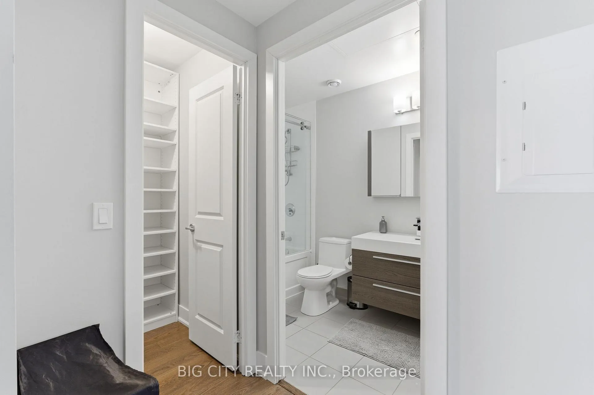 Photo 19 of Unit 1207, 180 Enterprise Boulevard, Markham, Unionville — HOMEH