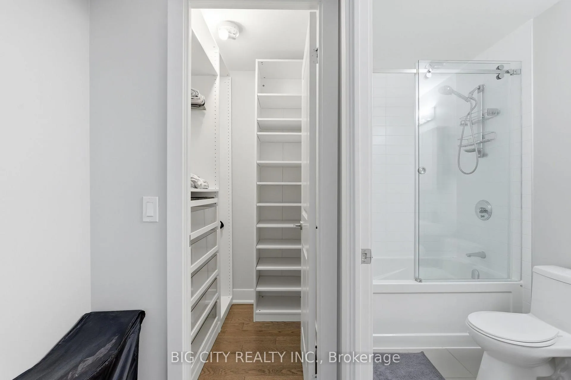 Photo 21 of Unit 1207, 180 Enterprise Boulevard, Markham, Unionville — HOMEH