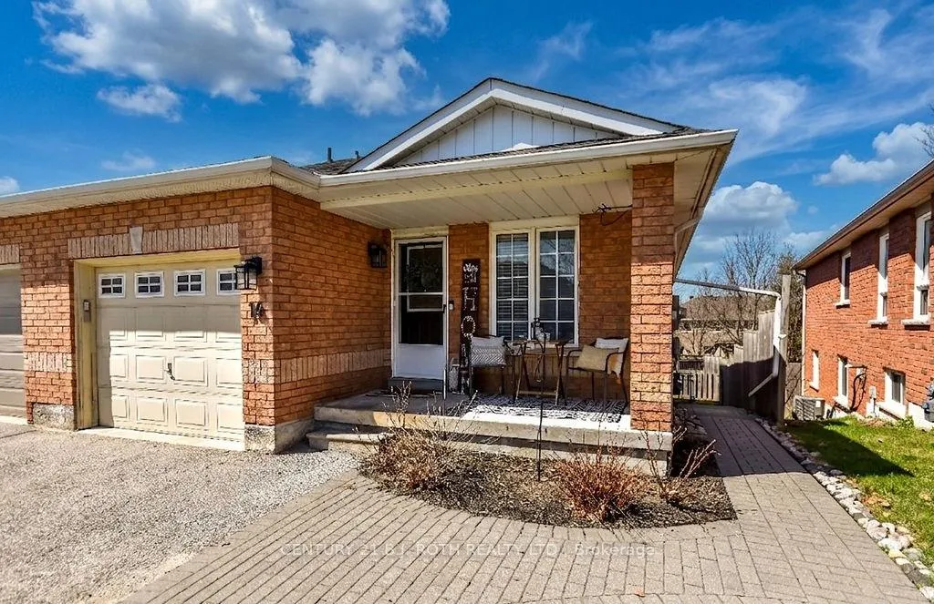 Photo 2 of 14 Trask Drive, Barrie, Ardagh — HOMEH