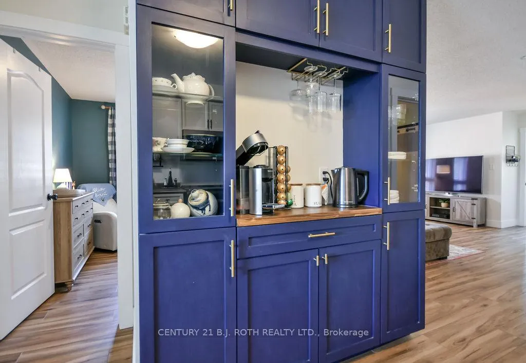 Photo 8 of 14 Trask Drive, Barrie, Ardagh — HOMEH