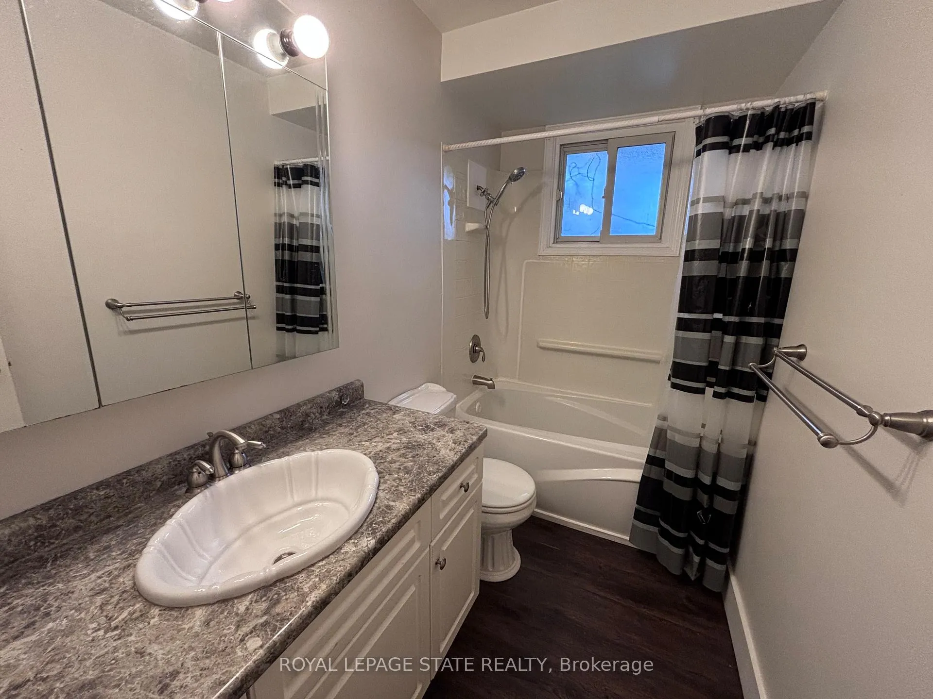 Photo 19 of 3 Governor Simcoe Drive, St. Catharines, Vine/Linwell — HOMEH