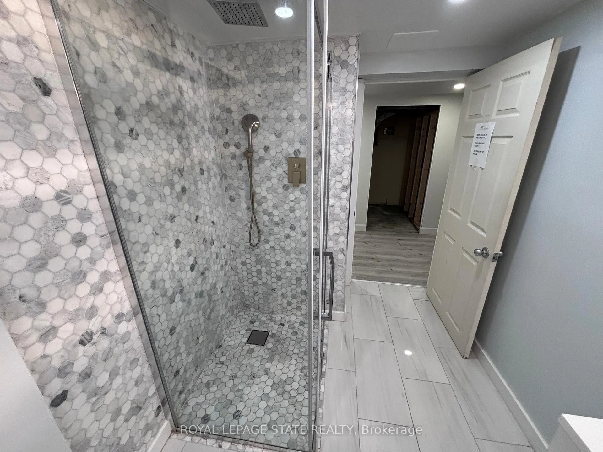Photo 23 of 3 Governor Simcoe Drive, St. Catharines, Vine/Linwell — HOMEH