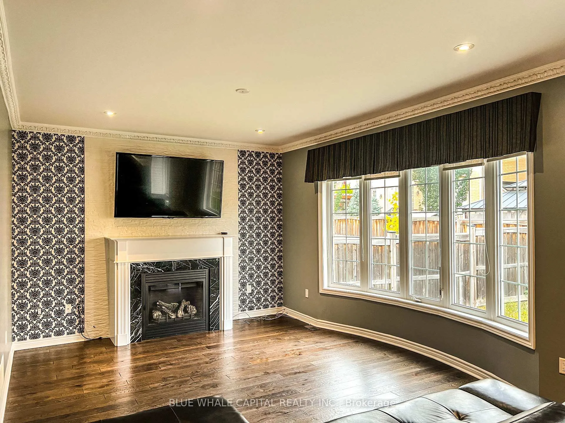 Photo 2 of 24 Quinton Drive, Markham, Cathedraltown — HOMEH